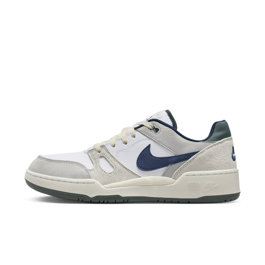 Nike lifestyle shoes top