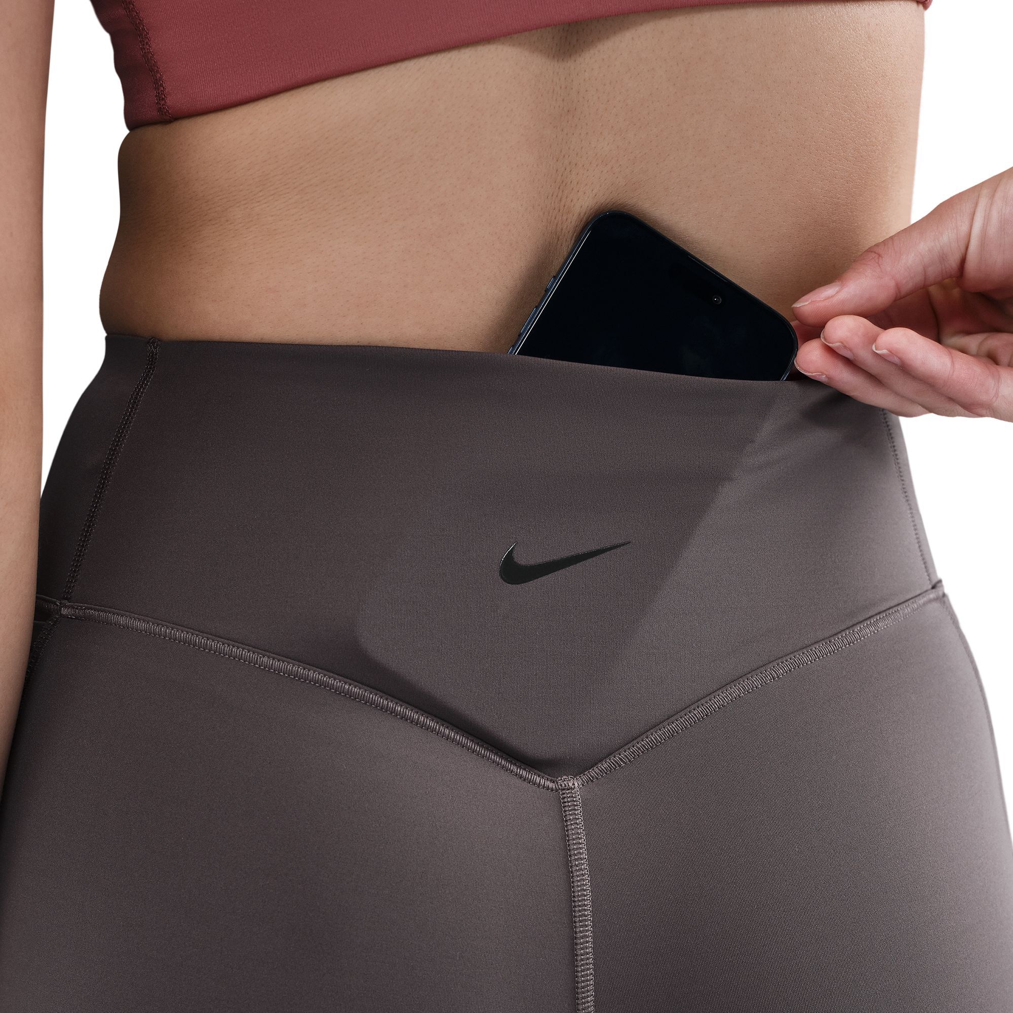 Nike Universa image number 7