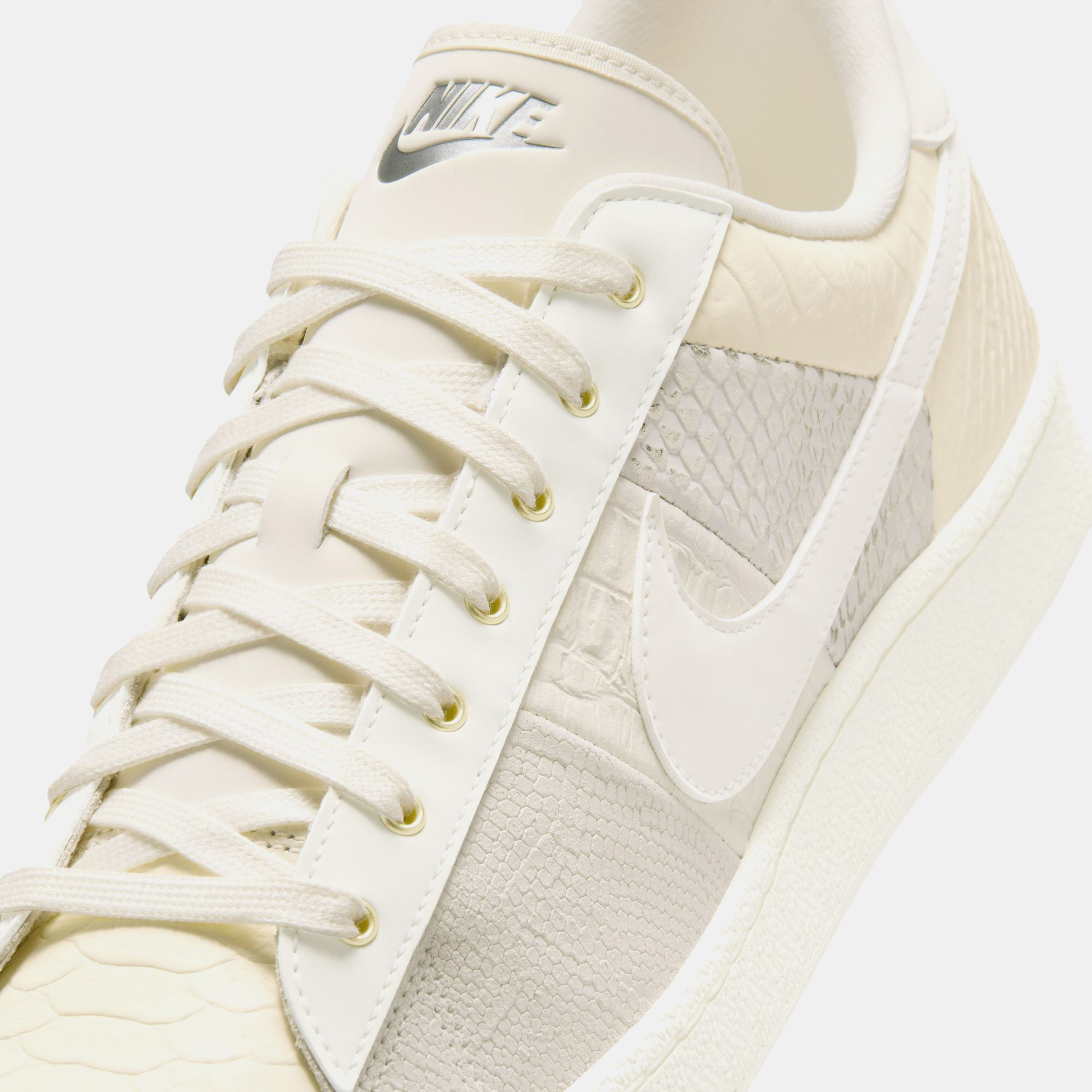 Nike Tennis Classic image number 8