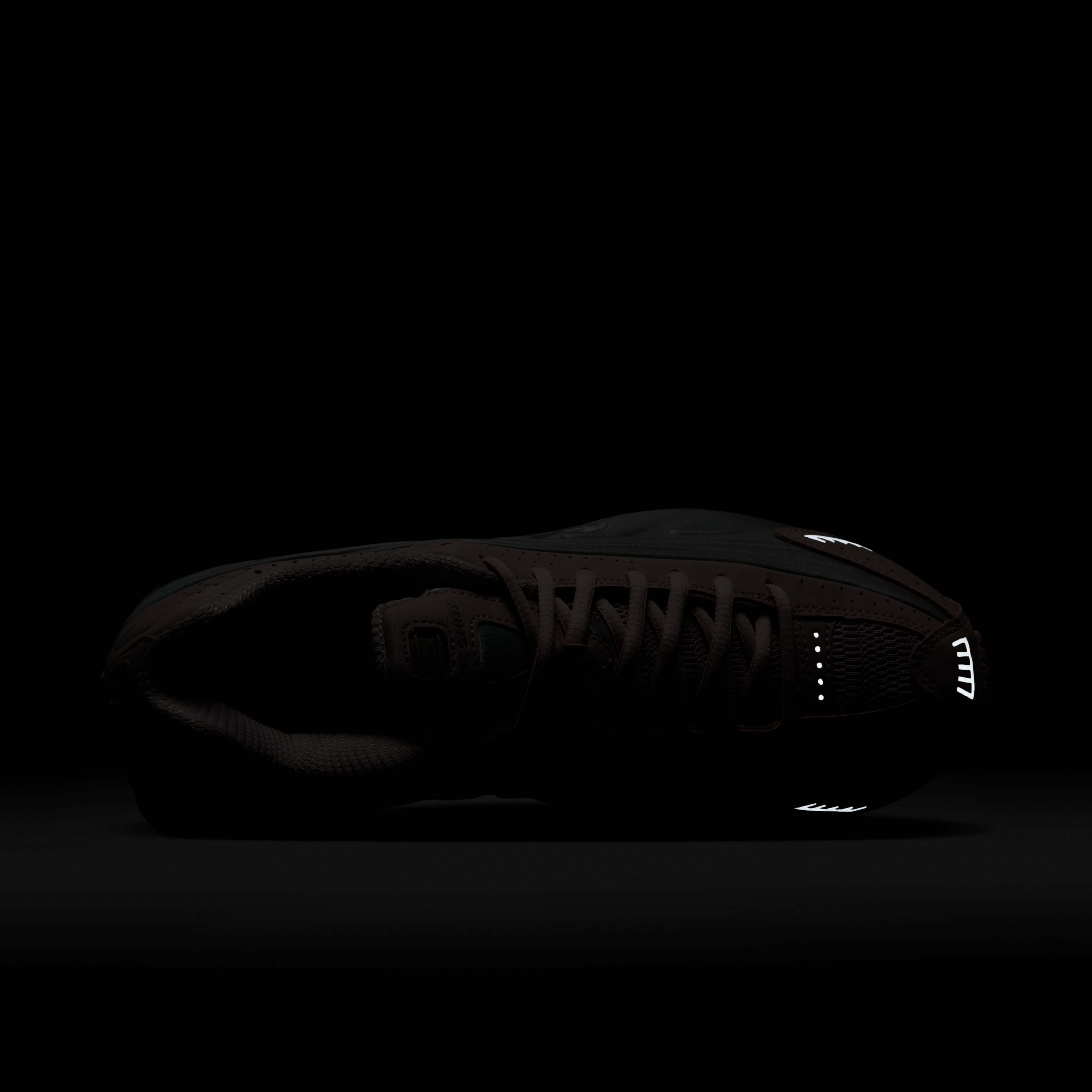 Nike Shox R4 image number 8