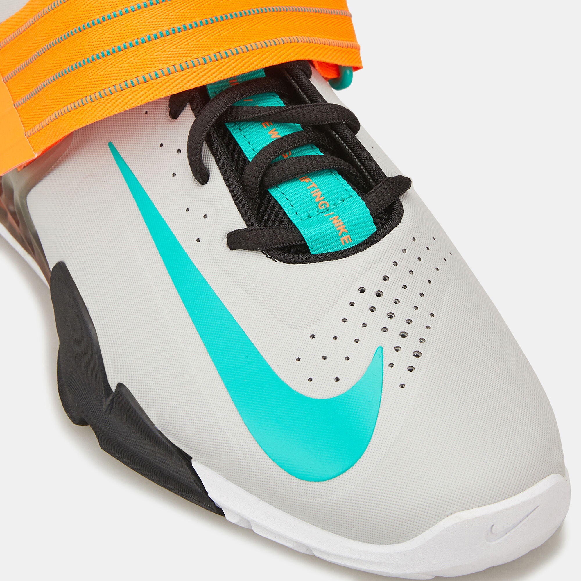 weightlifting shoe nike savaleos