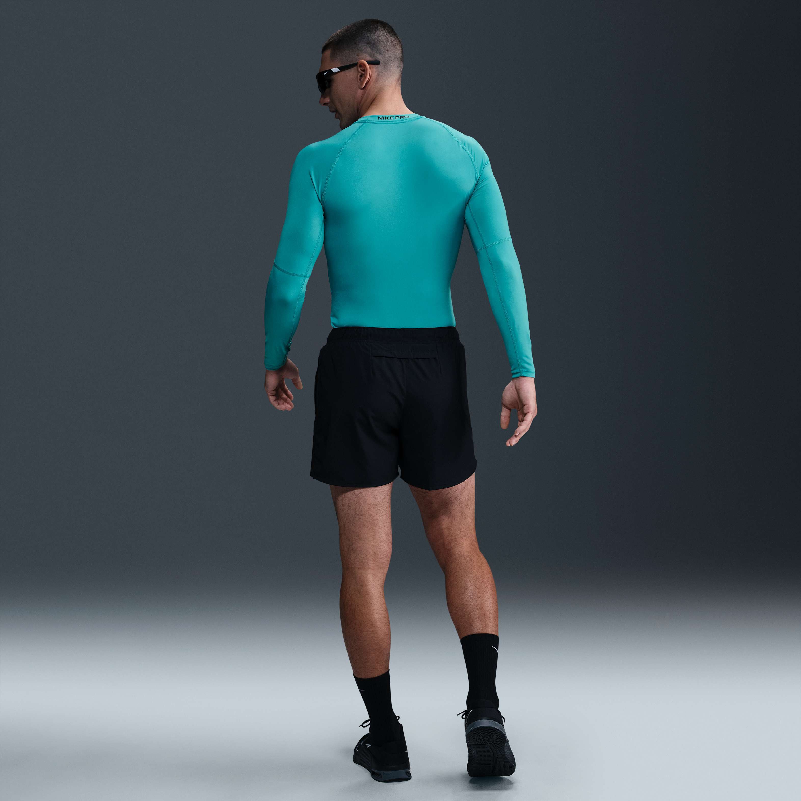 نايكي برو image number 4