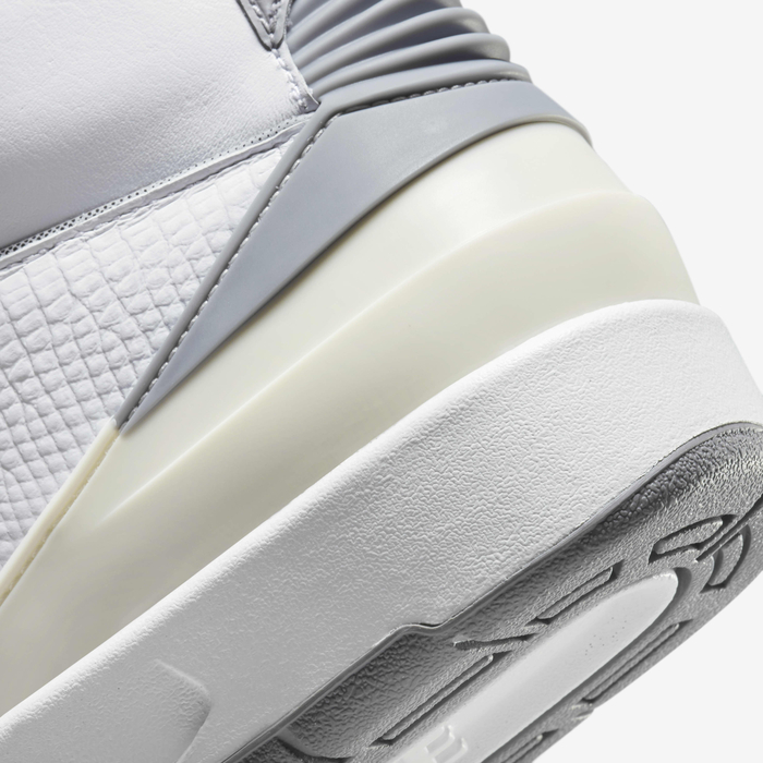 Air Jordan 2 Retro image number 7 Air Jordan 2 Retro image number 7