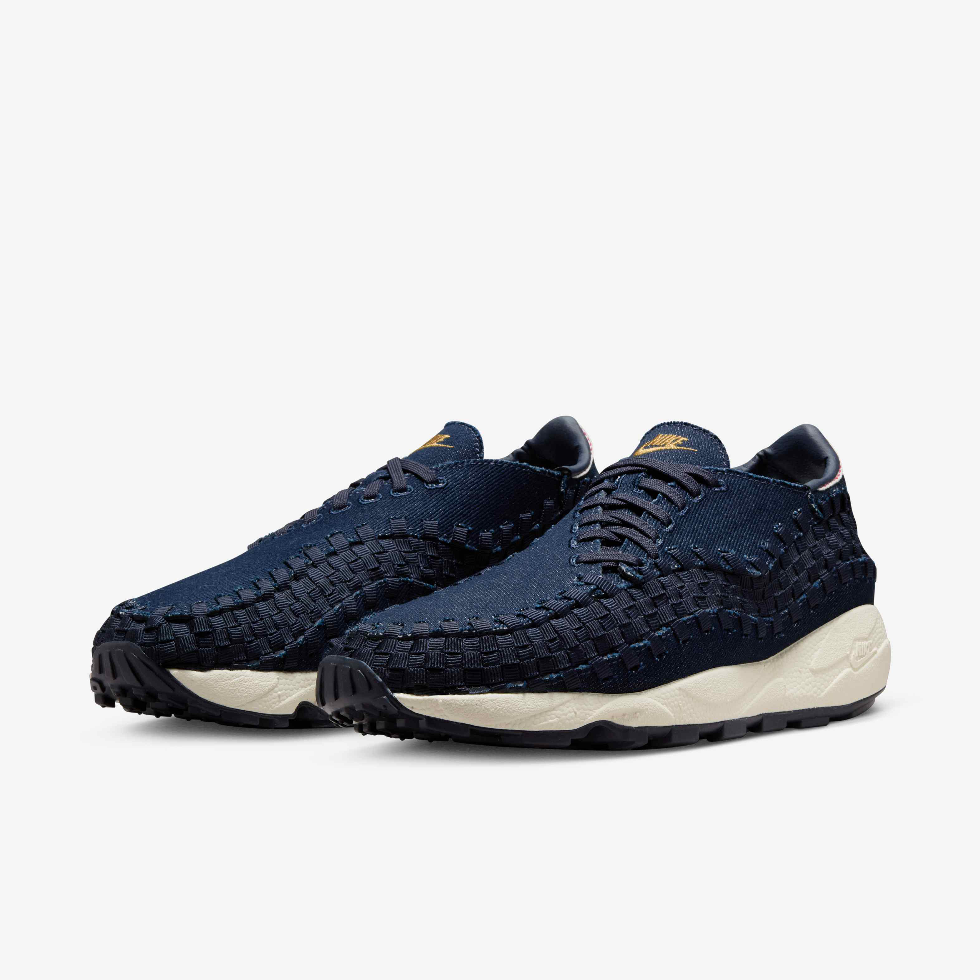 Nike Air Footscape Woven image number 4
