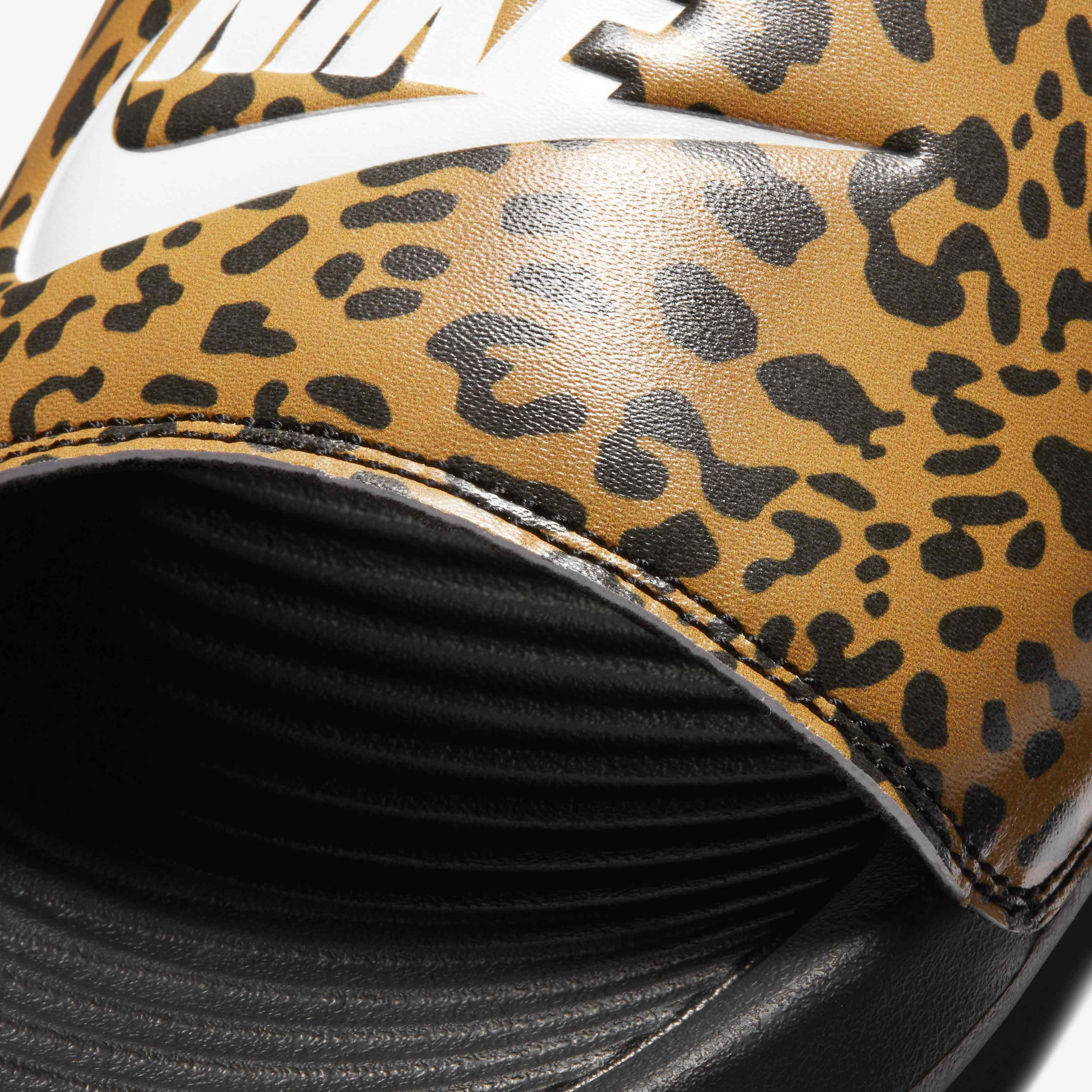 Nike Victori One image number 5