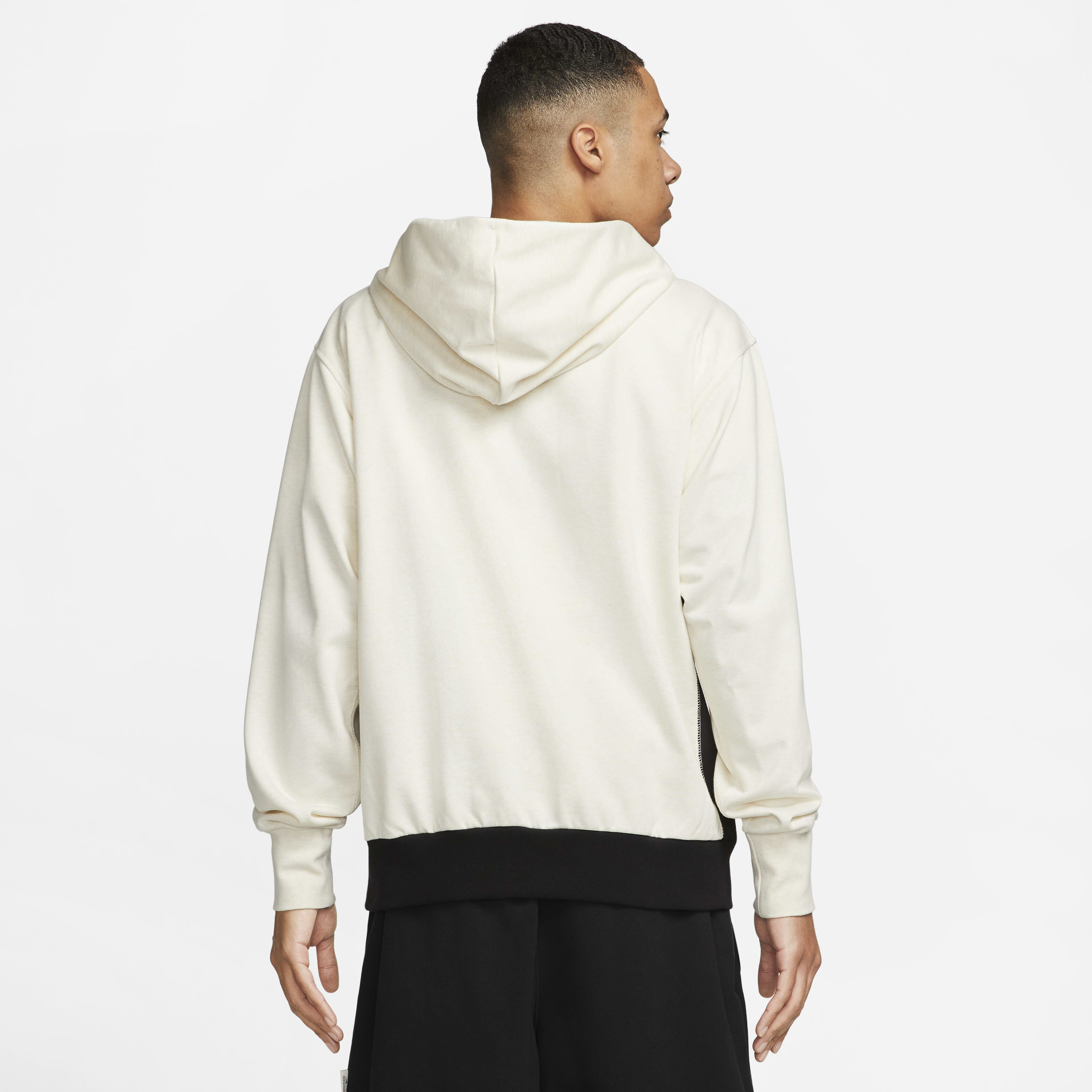 Nike Standard Issue image number 1