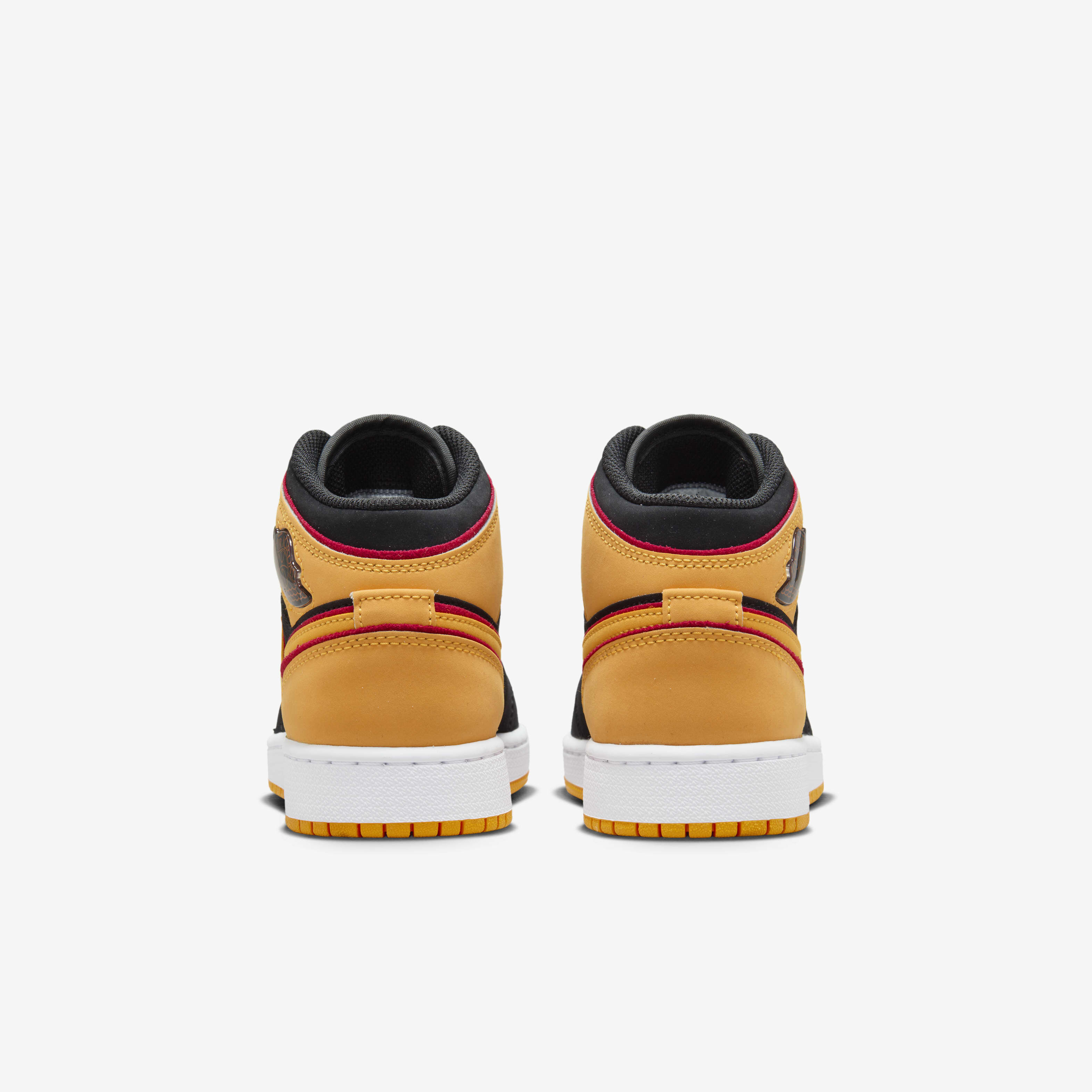 Air Jordan 1 Mid SE image number 5