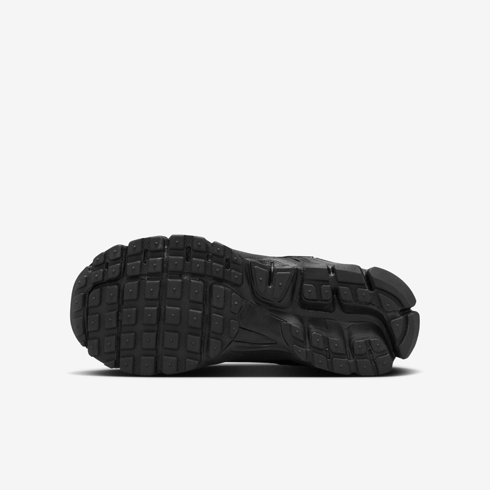 نايكي فوميرو 5 image number 1 نايكي فوميرو 5 image number 1