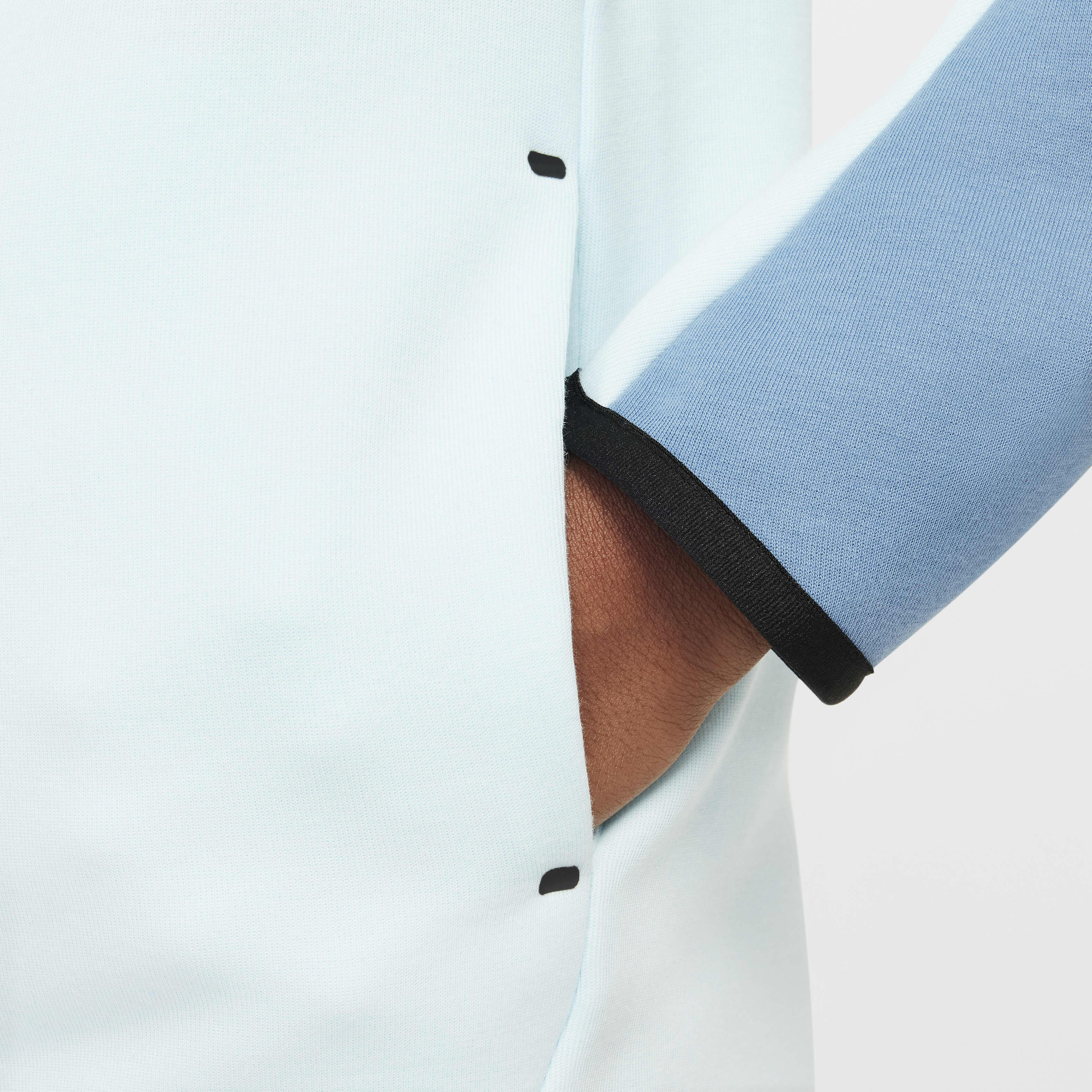 Nike Sportswear Tech Fleece image number 4