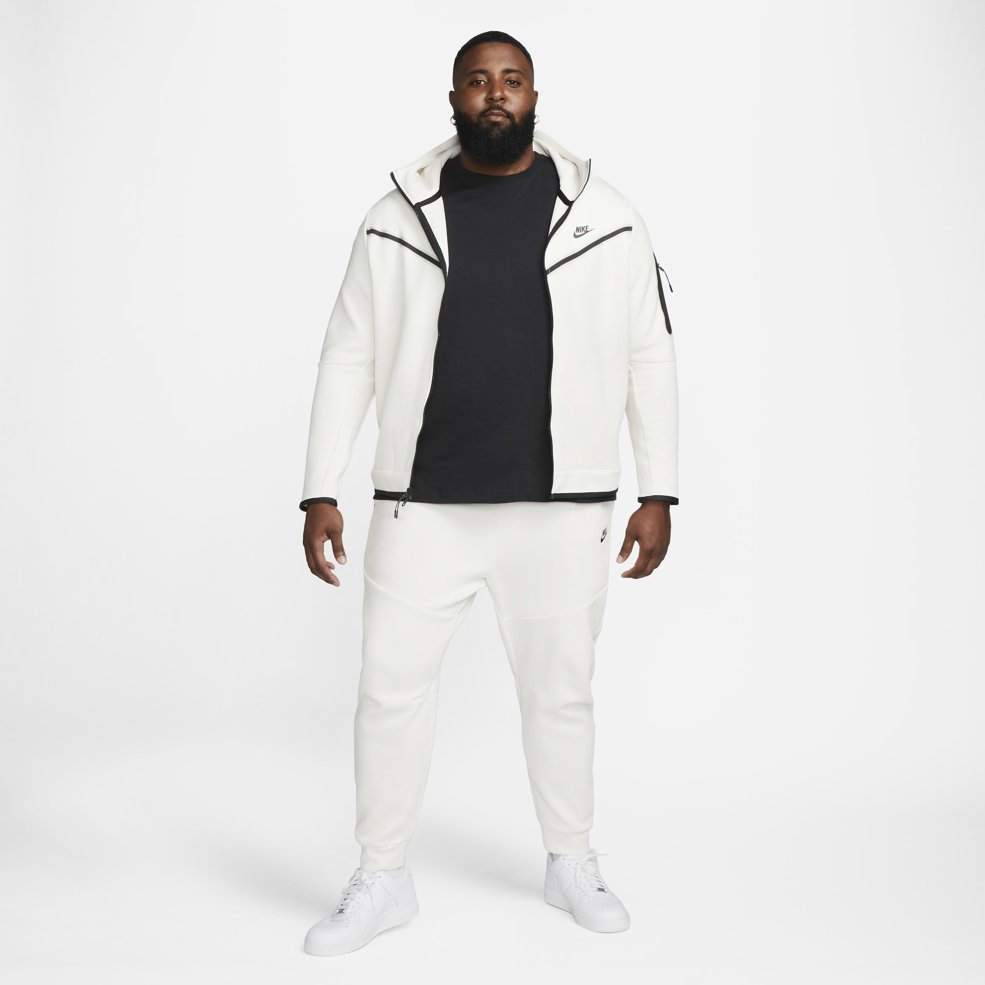 Nike Sportswear Tech Fleece image number 13