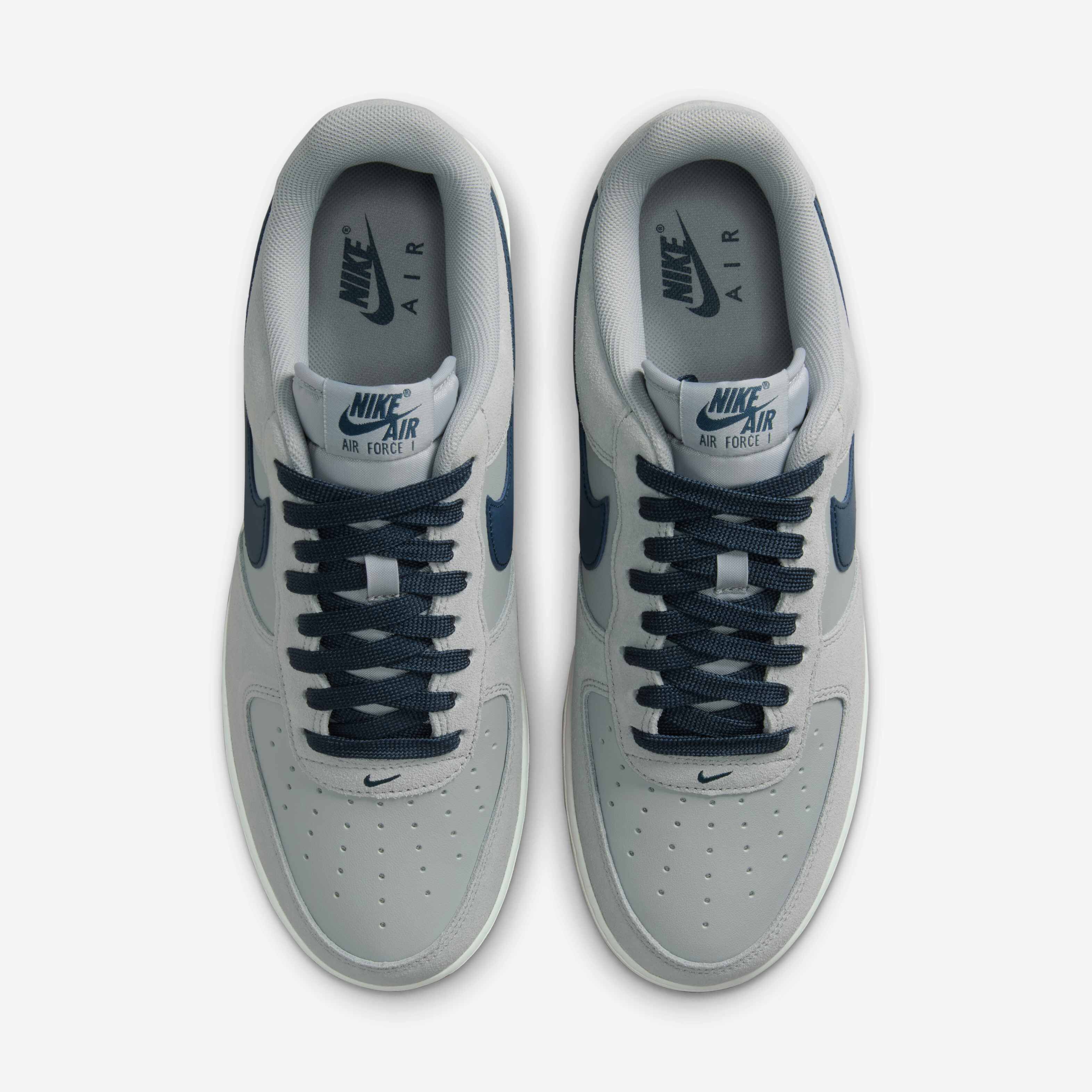 Nike Air Force 1 '07 LV8 image number 3
