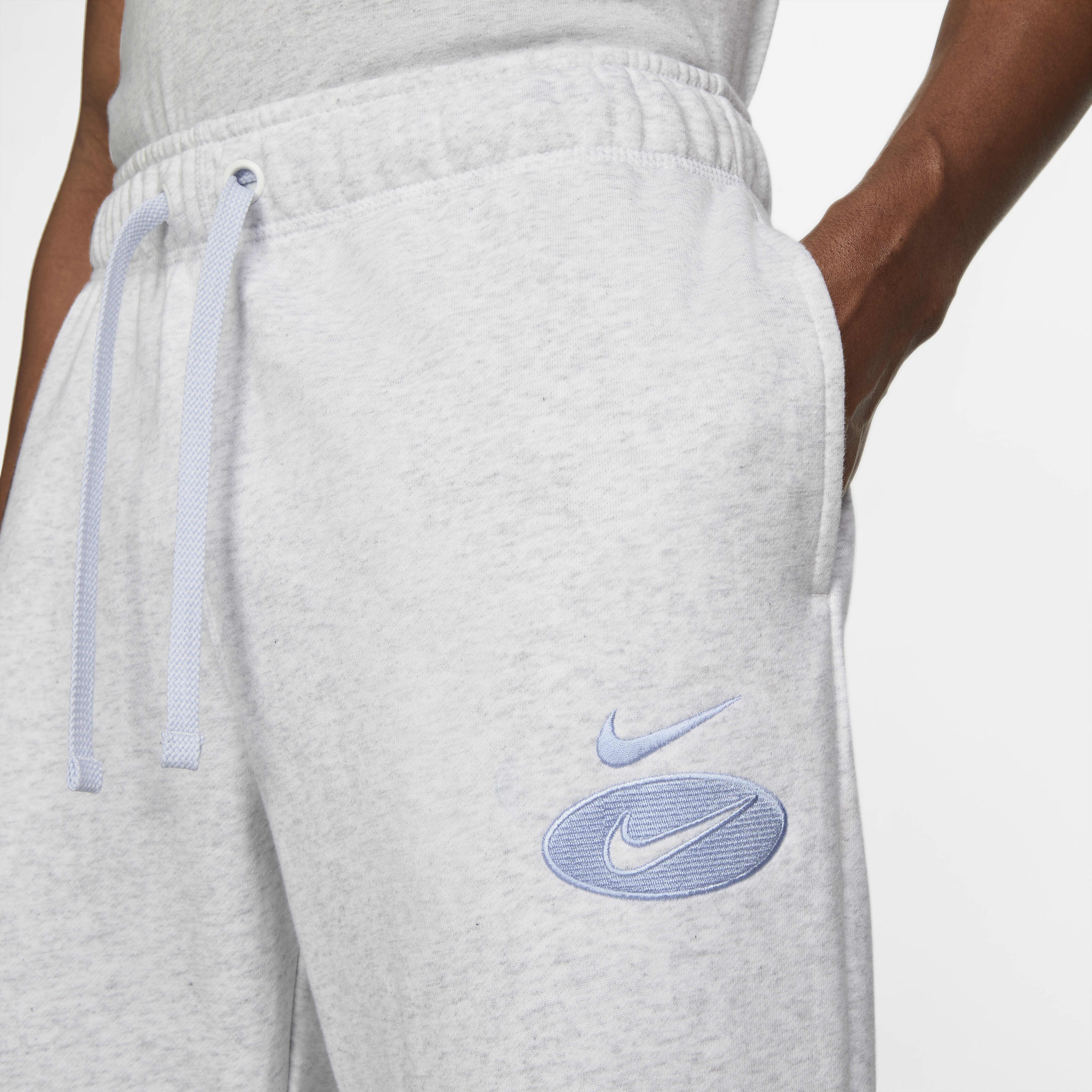 Nike Sportswear Swoosh League