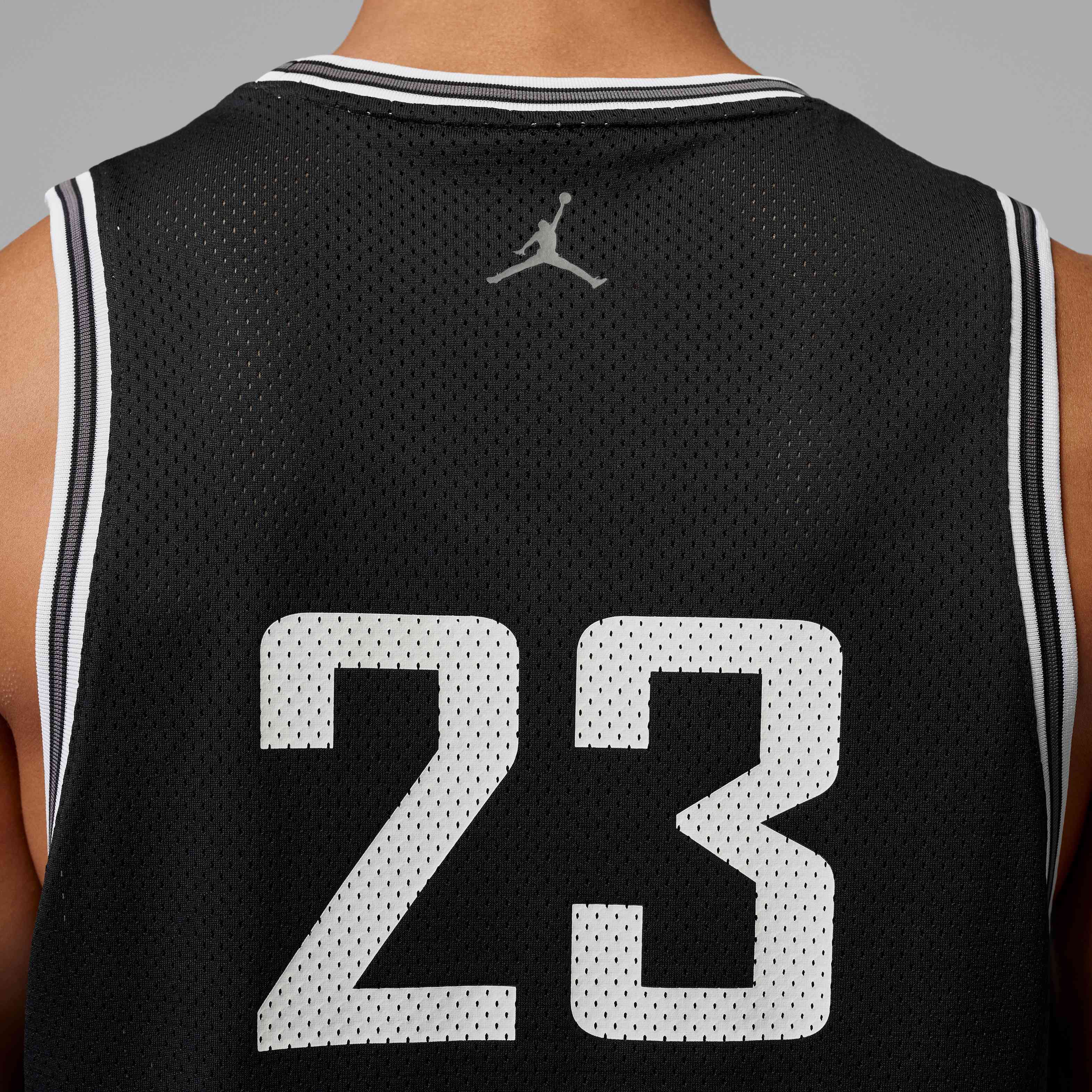 Jordan Brooklyn image number 4