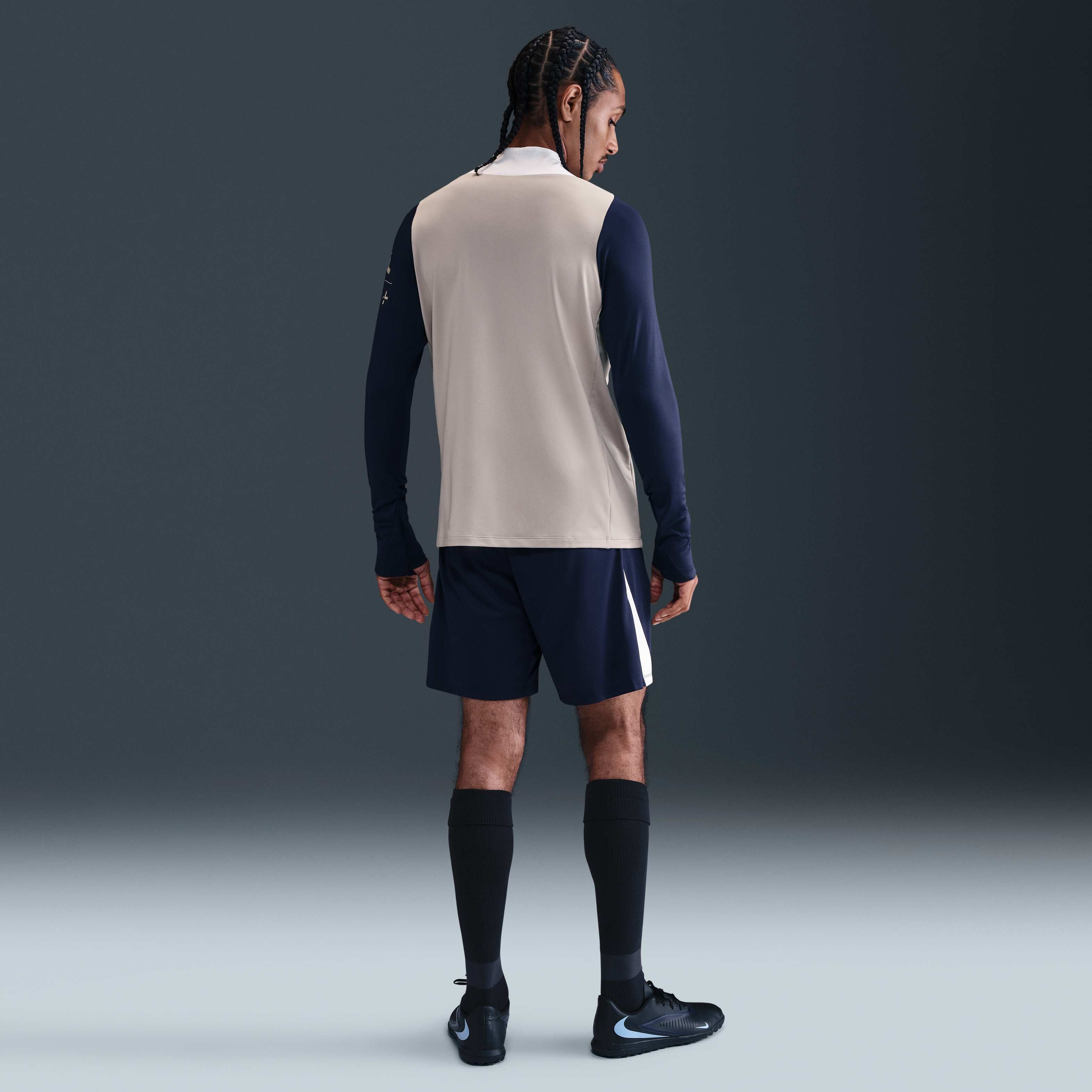 توتنهام هوتسبير سترايك image number 4