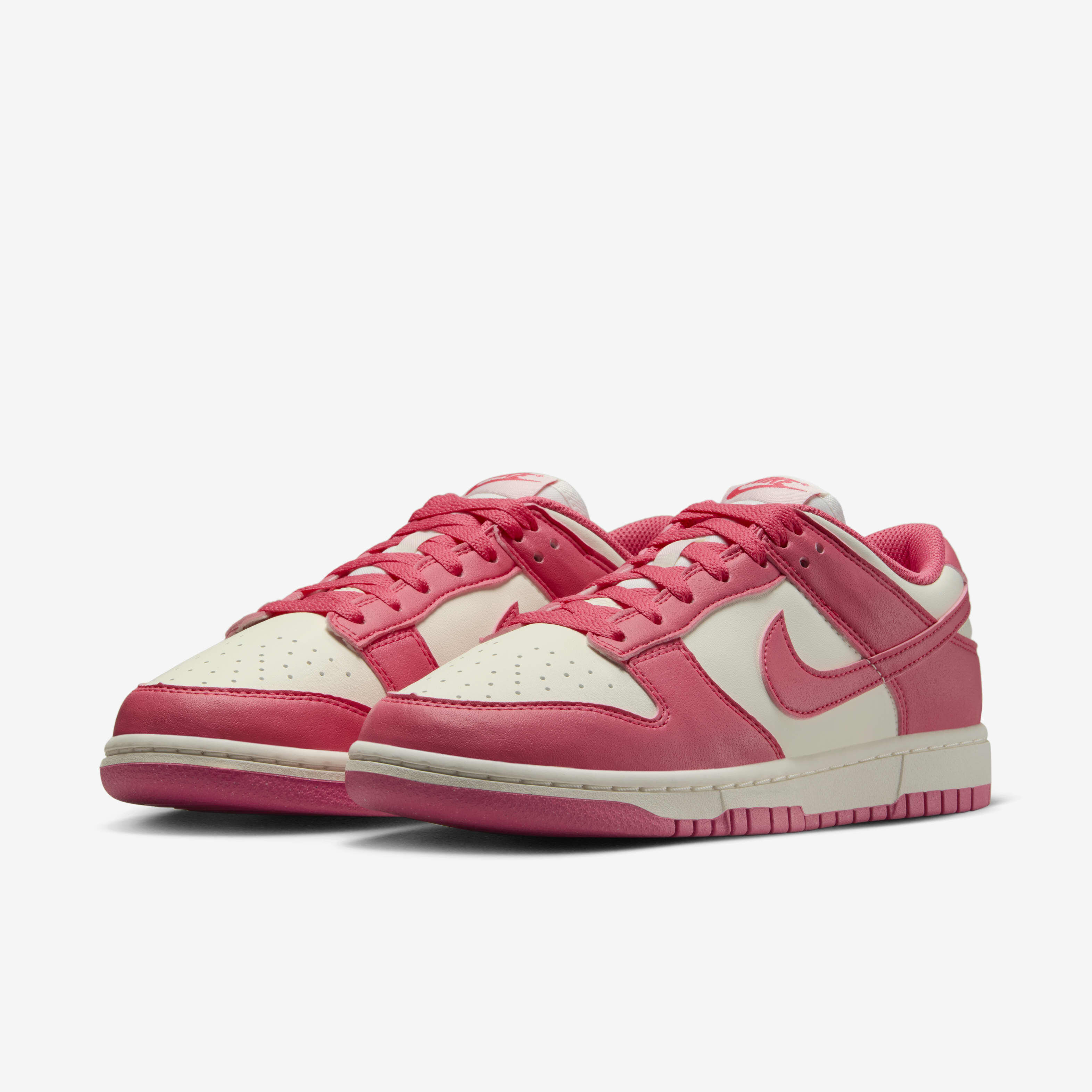 Exclusive nike dunks women sales