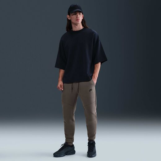 New In Men's Joggers & Sweatpants-Nike, Nike Tech, Men's Fleece Joggers
