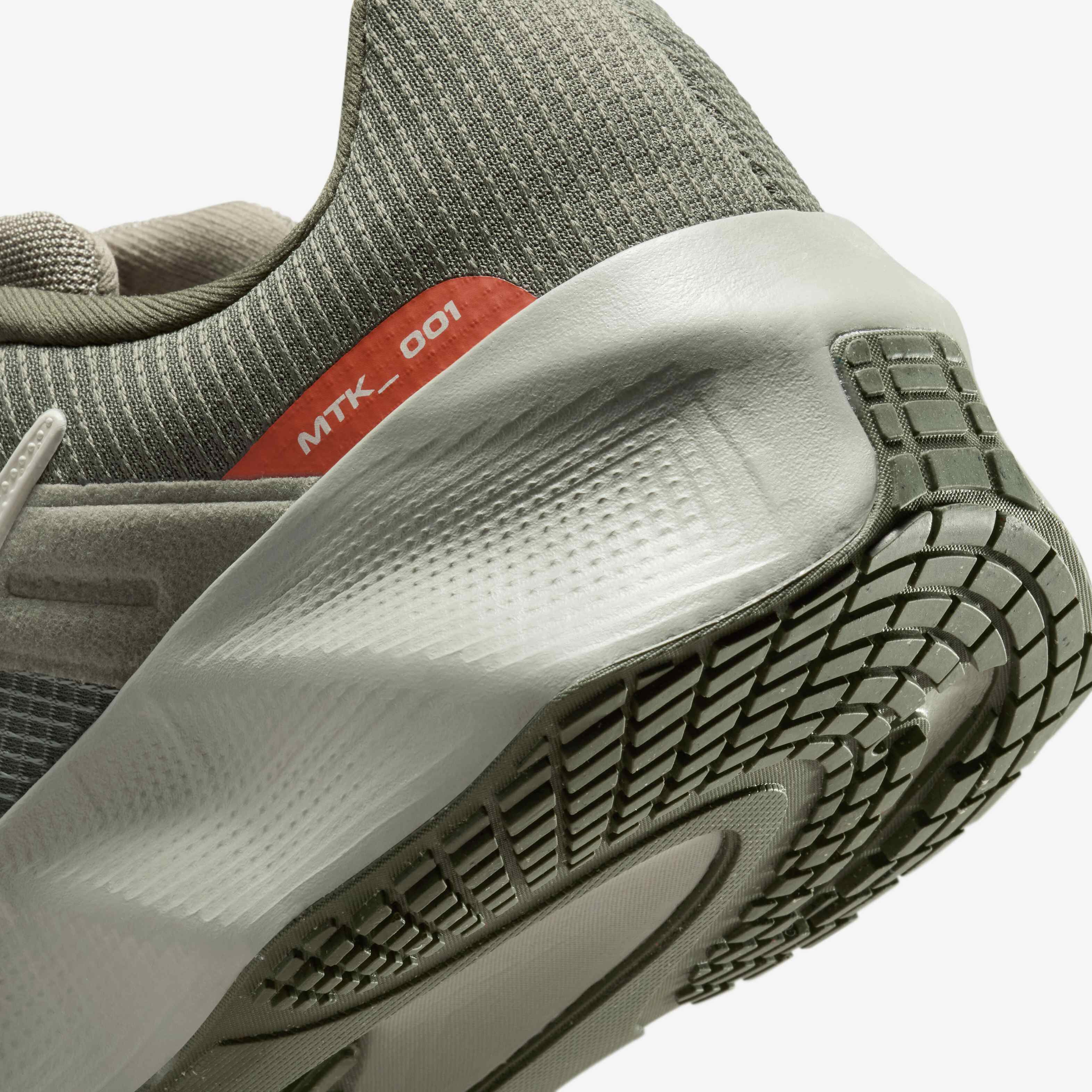 نايكي ميترو تك image number 7