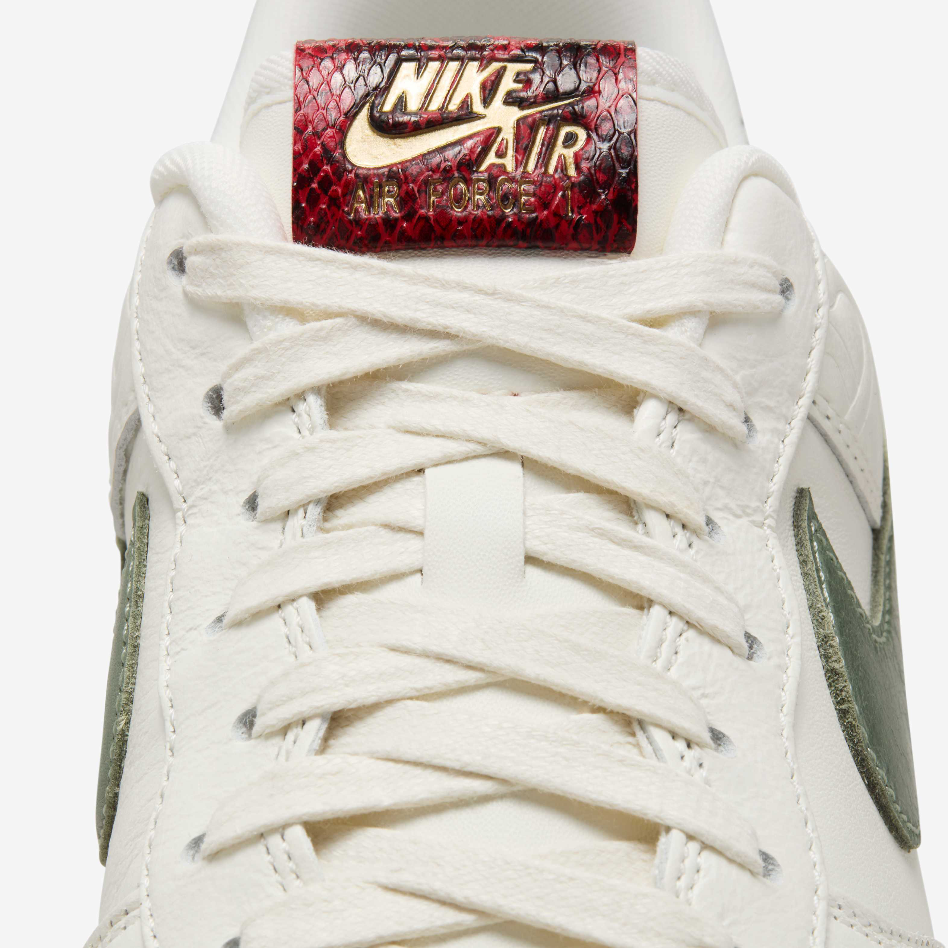 نايكي اير فورس 1 '07 image number 9