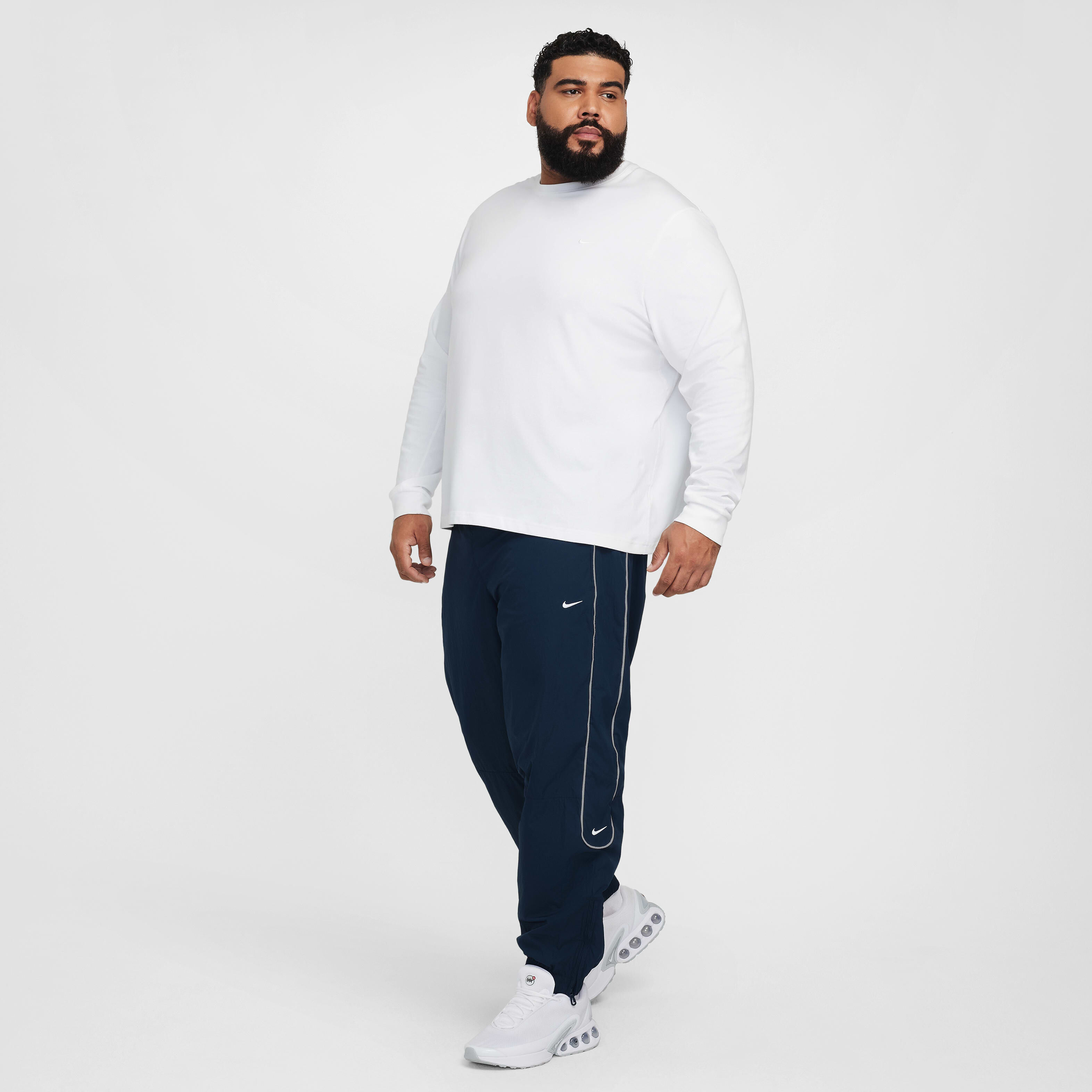 نايكي سولو سووش image number 17