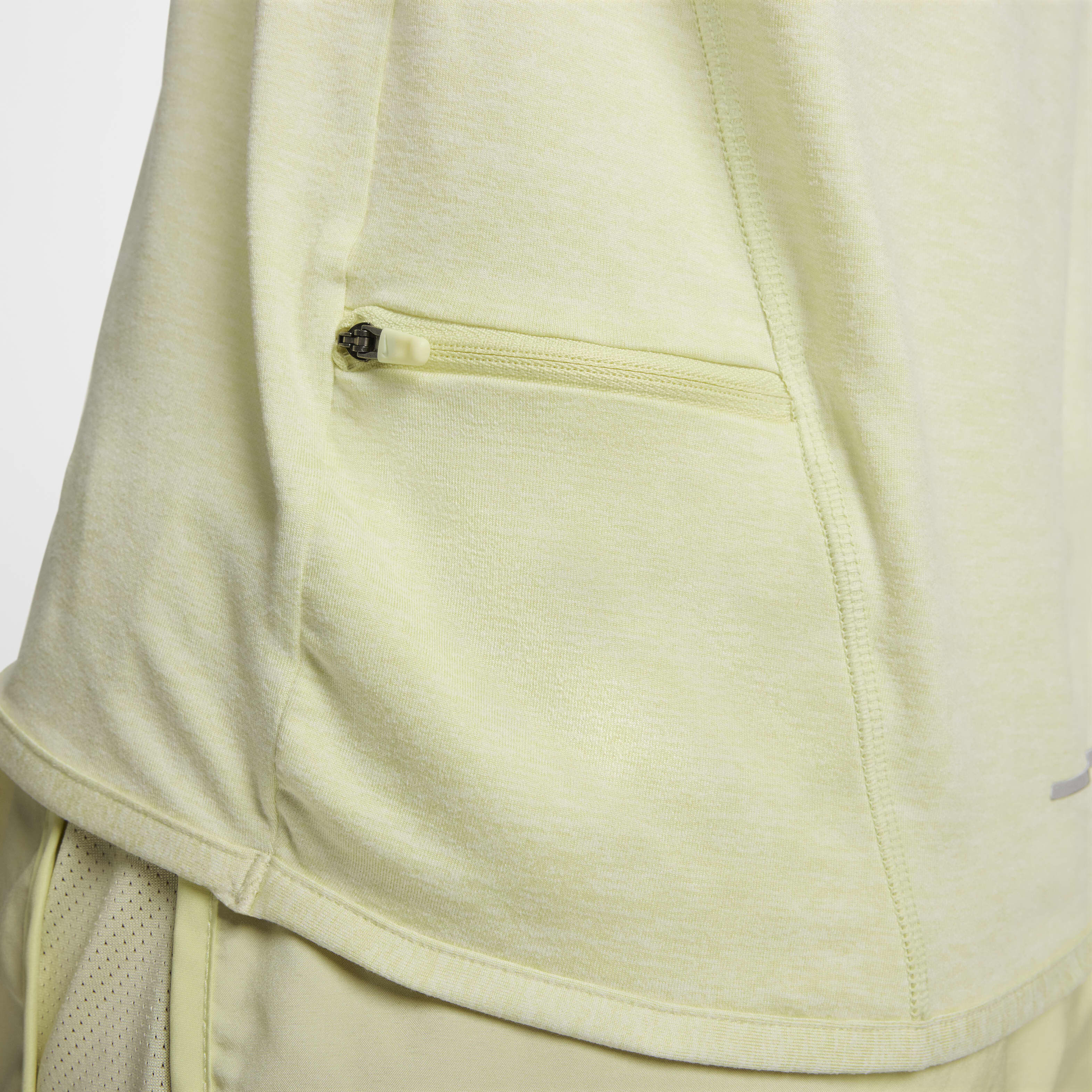 Nike Dri-FIT Swift UV image number 4