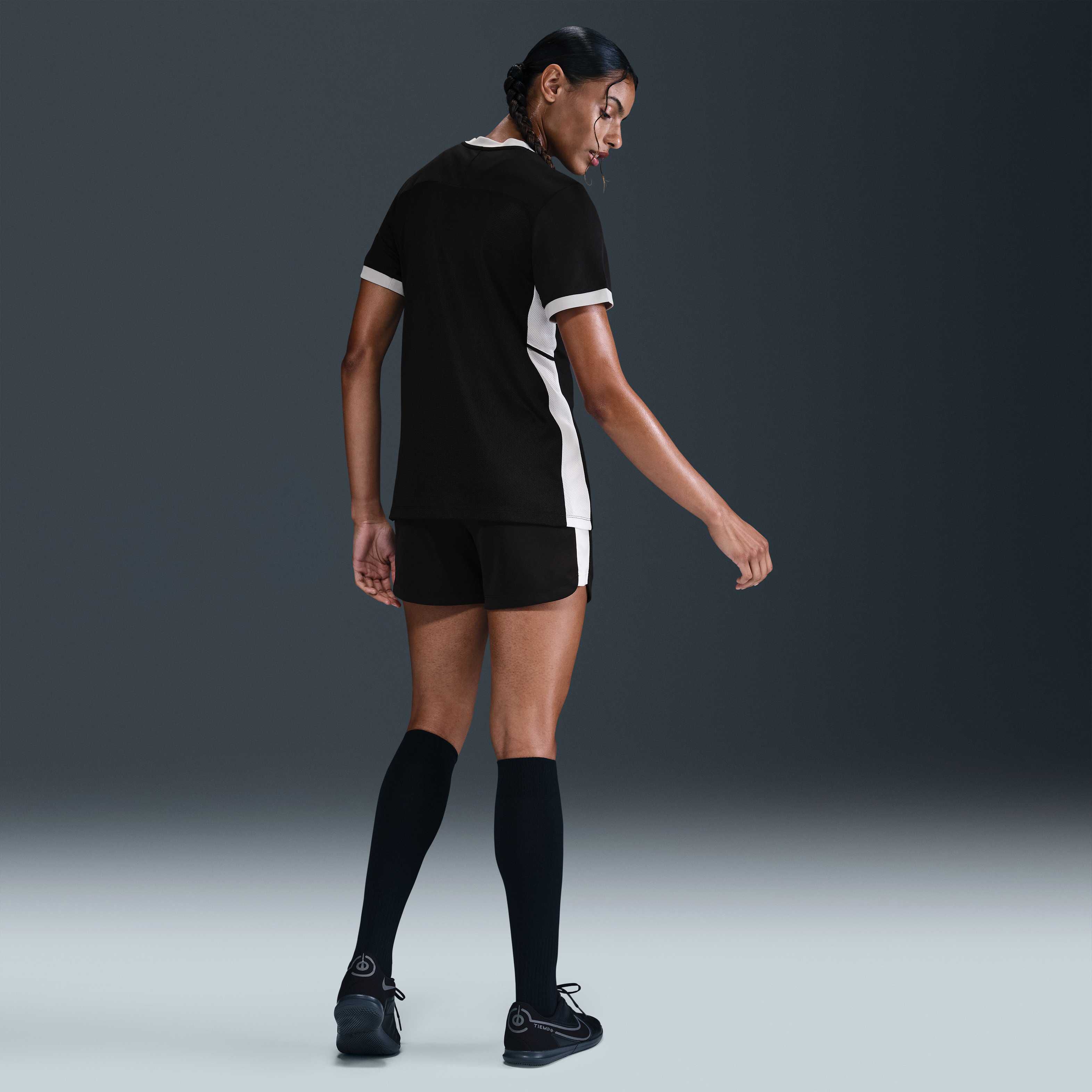 Nike Academy image number 4