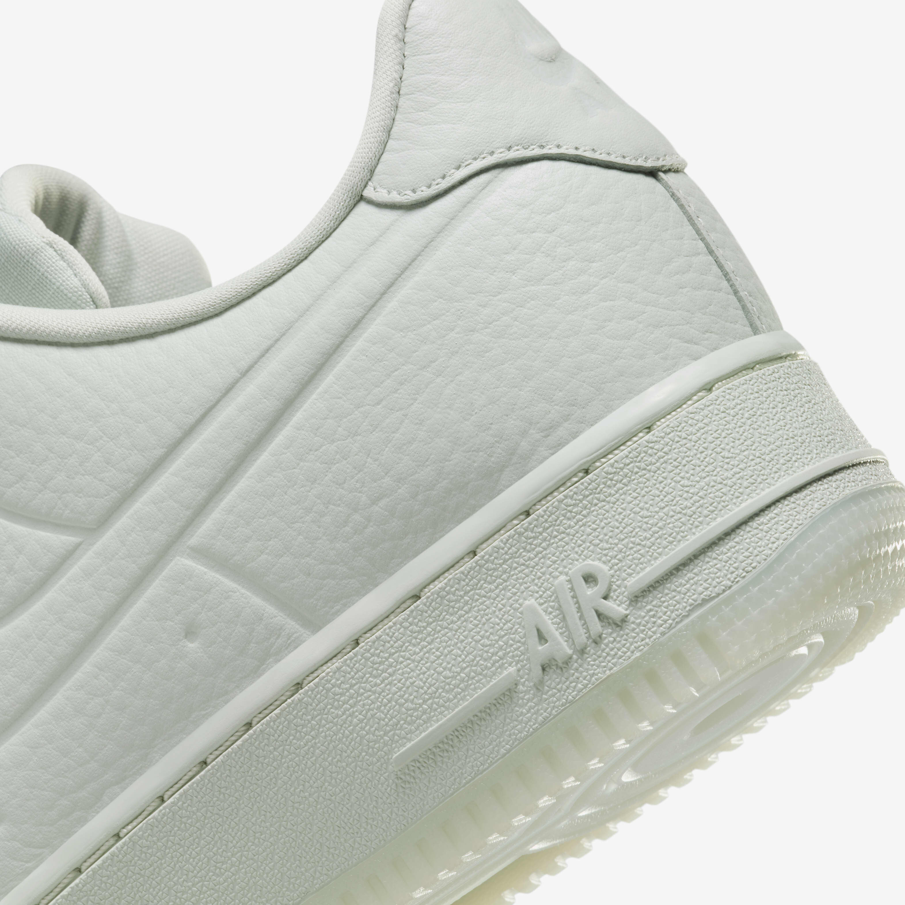 Nike Air Force 1 '07 Pro-Tech image number 7