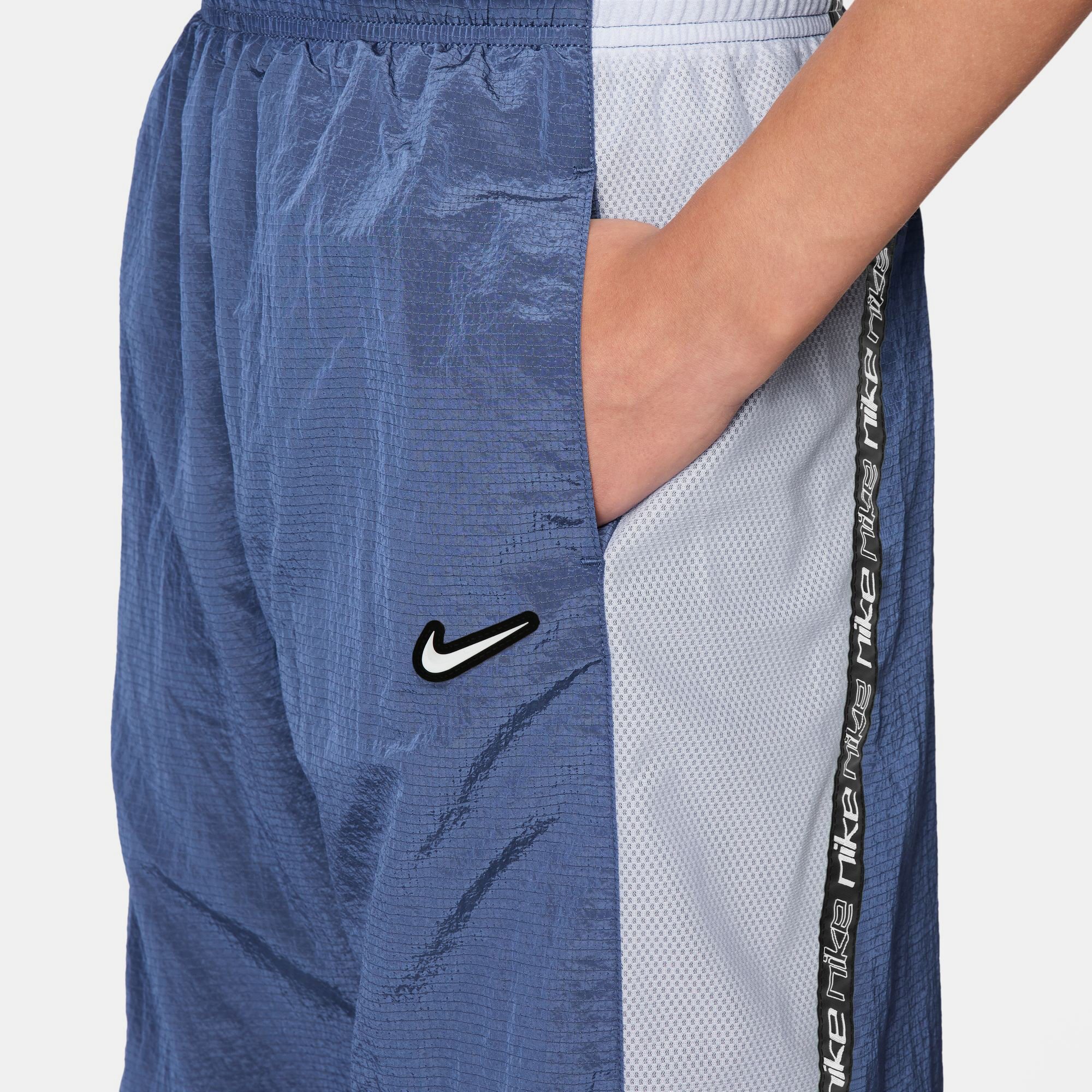 Nike Sportswear image number 2