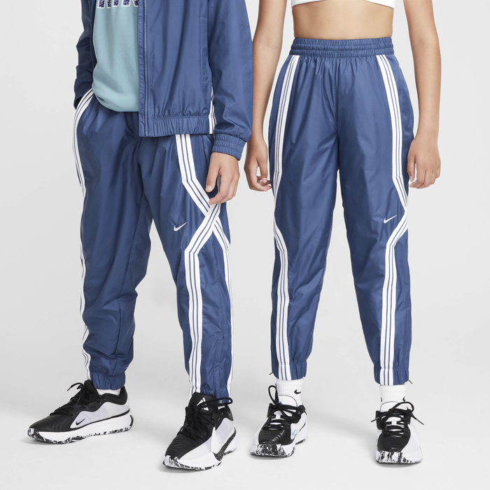 Nike Crossover image number 0 Nike Crossover image number 0