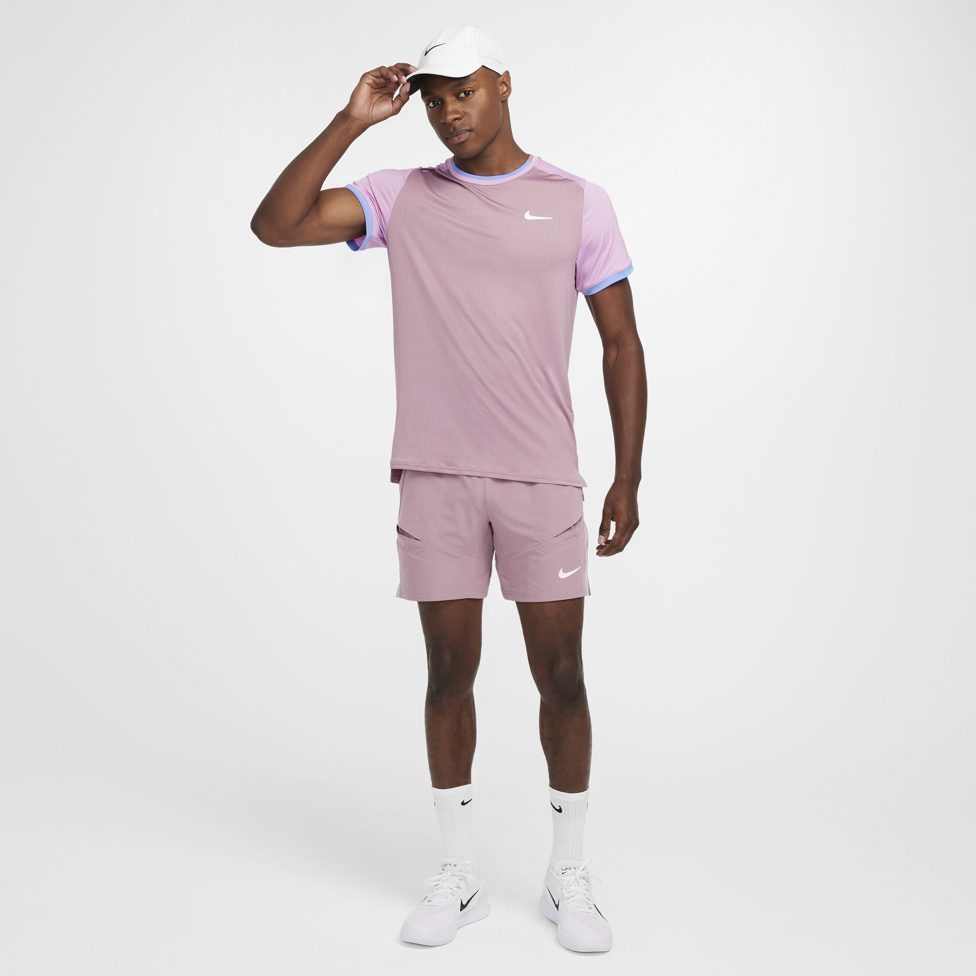NikeCourt Advantage image number 5