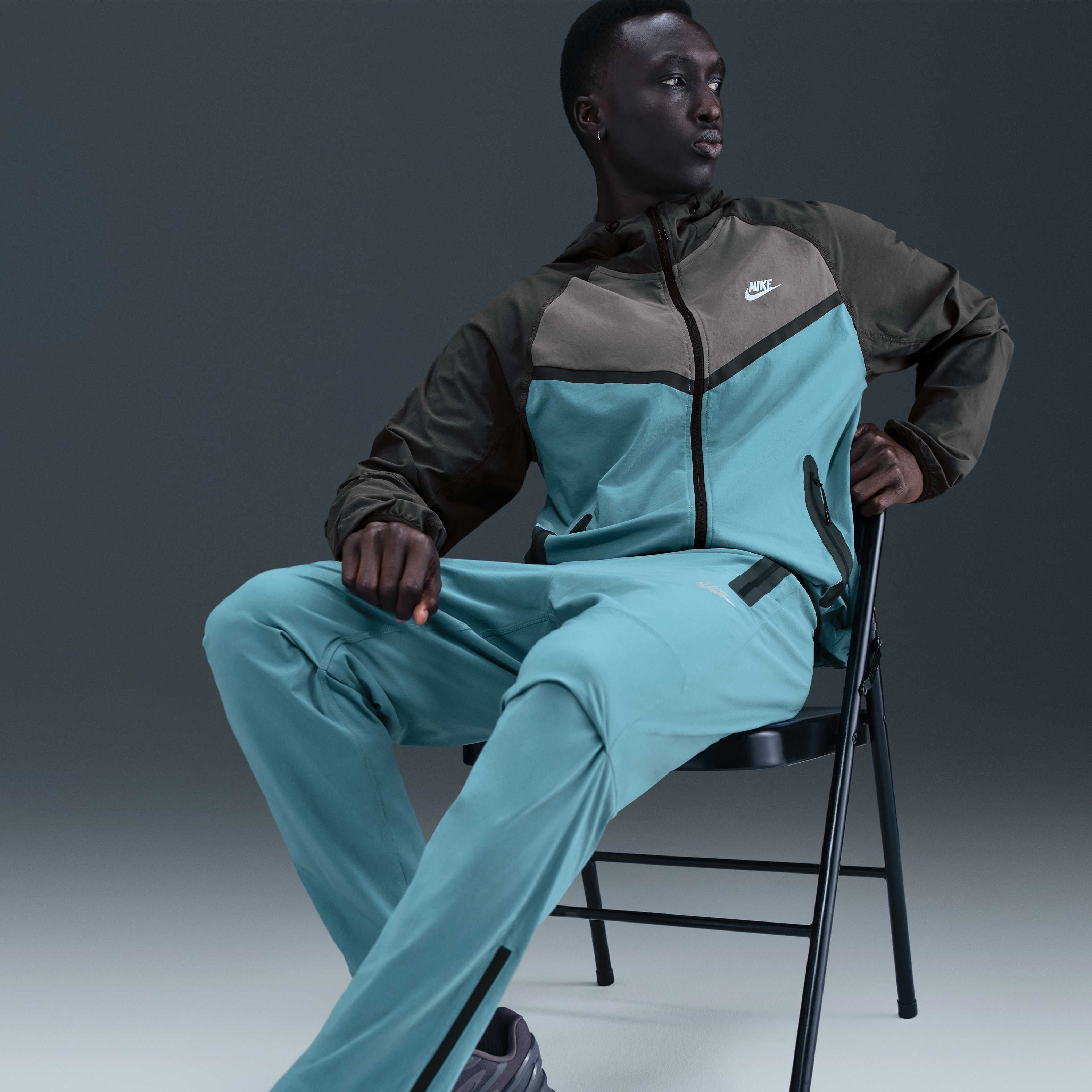 نايكي تك image number 4