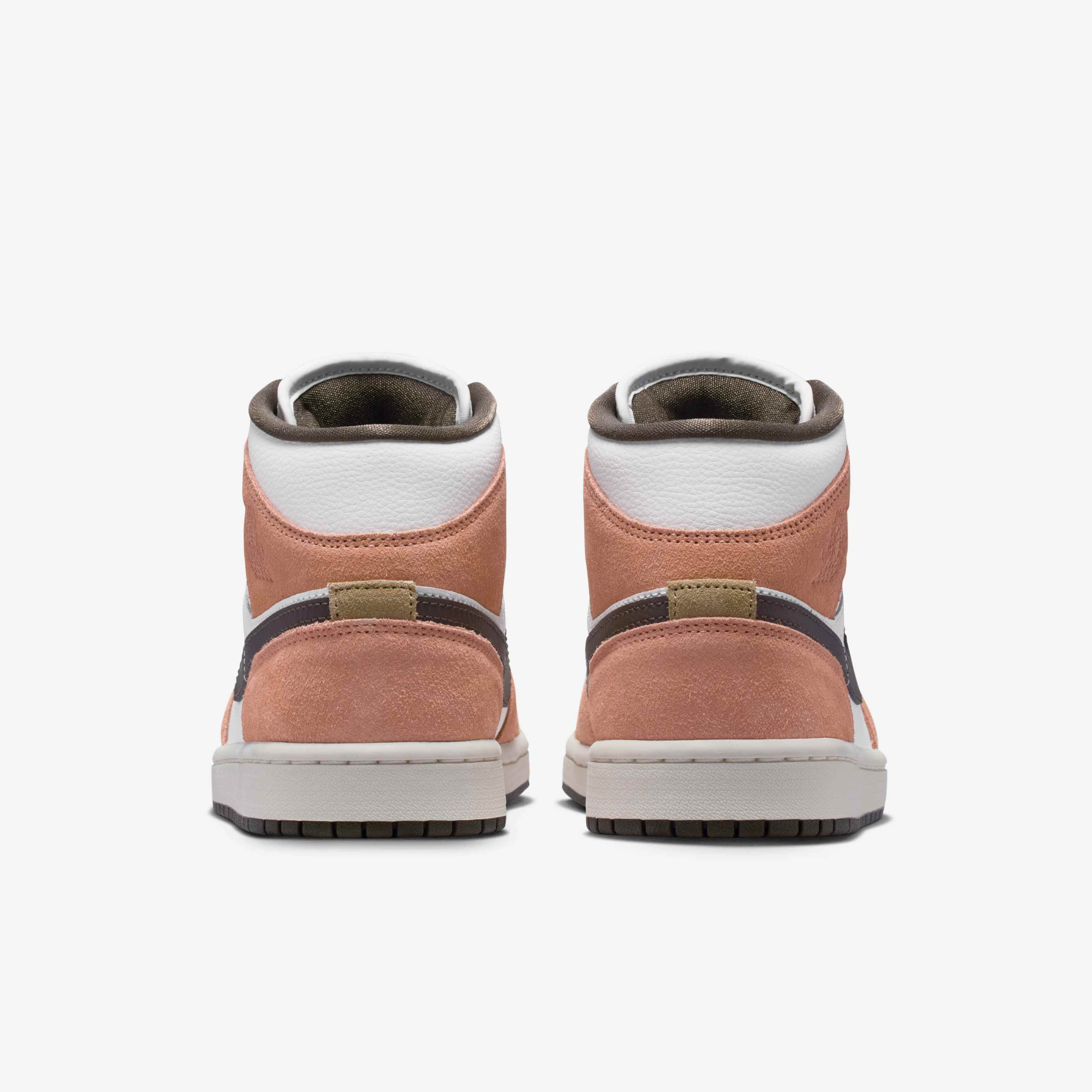 اير جوردن 1 ميد image number 5