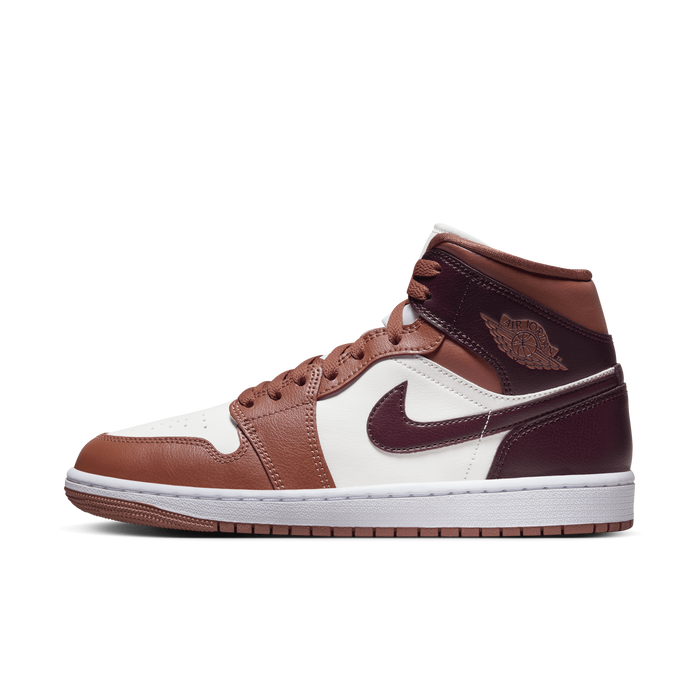 Shop Air Jordan 1 Mid Women s Shoes Nike UAE