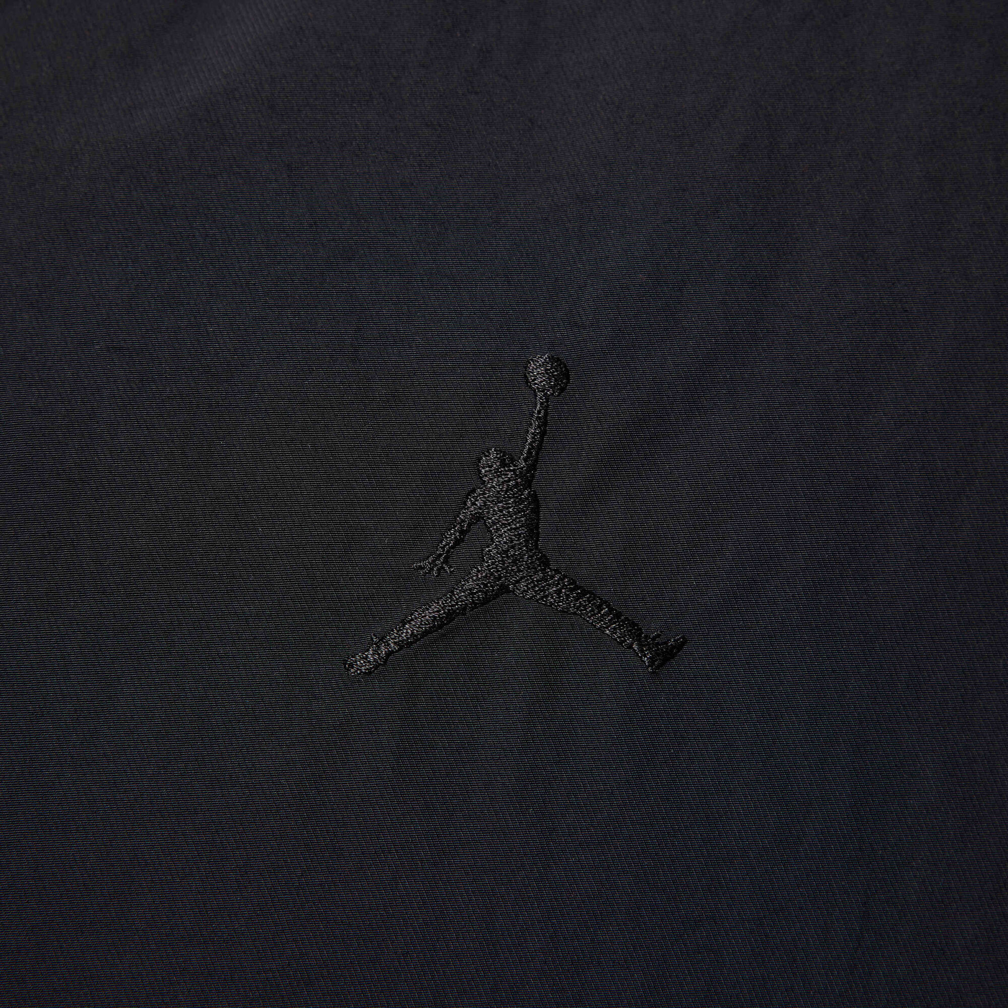 Zoom image