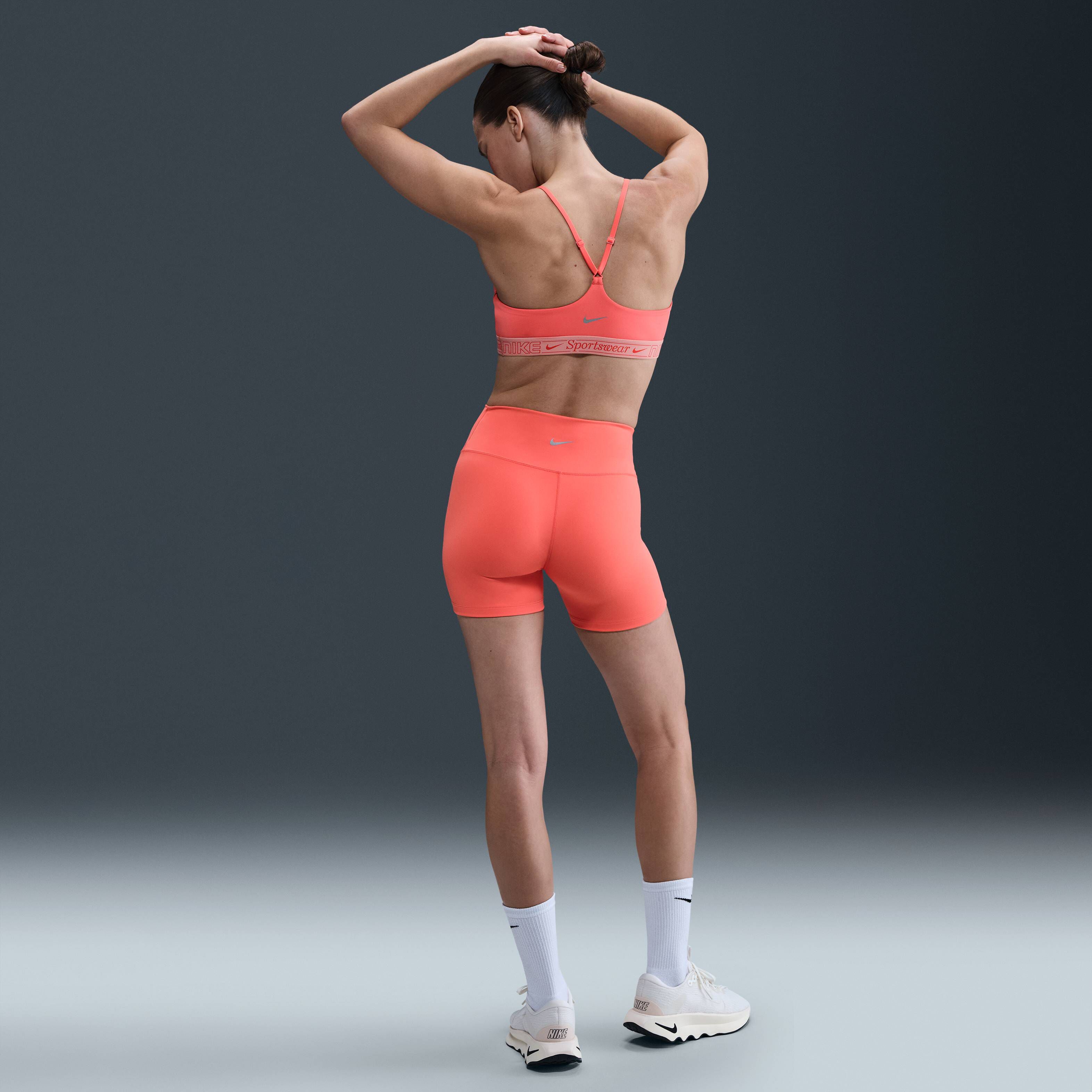 Nike Indy image number 4