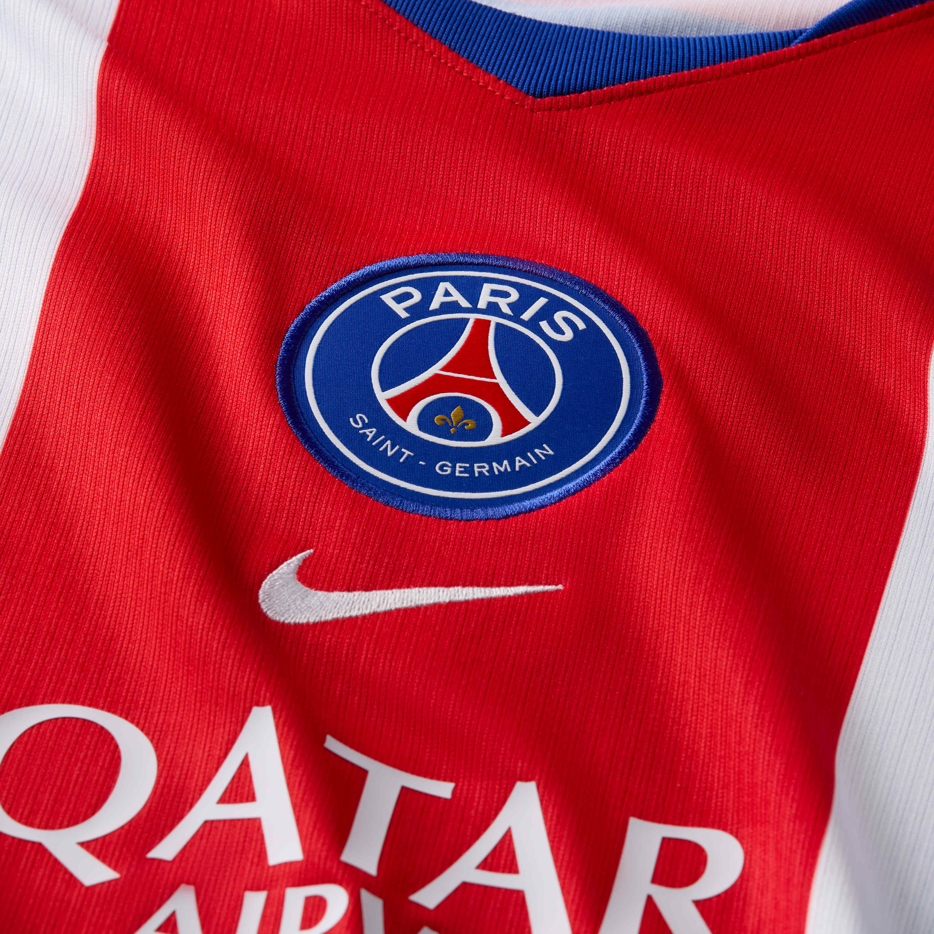 Paris Saint-Germain 2026/27 Stadium Home image number 2
