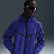 Nike Tech