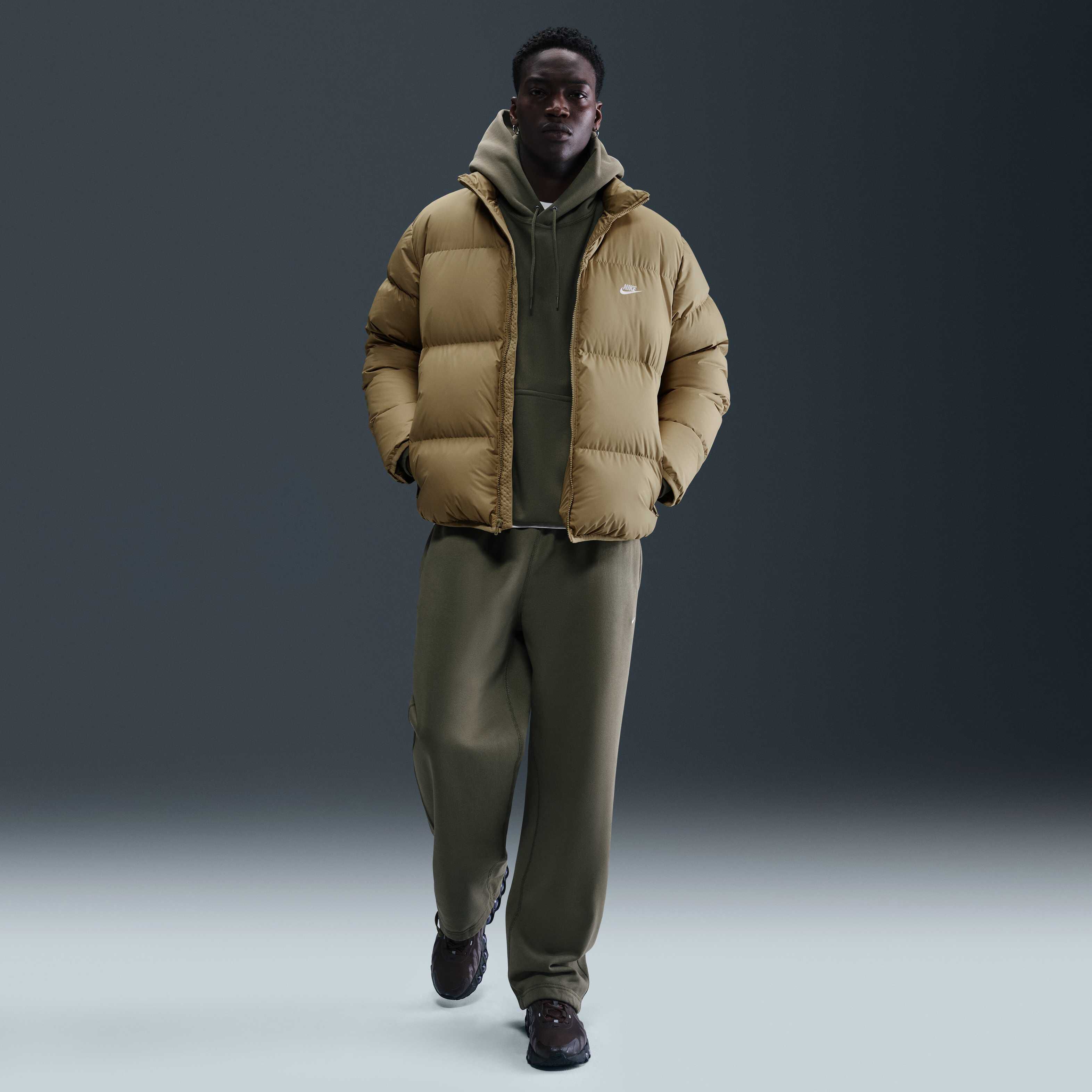 Nike Sportswear Club image number 3