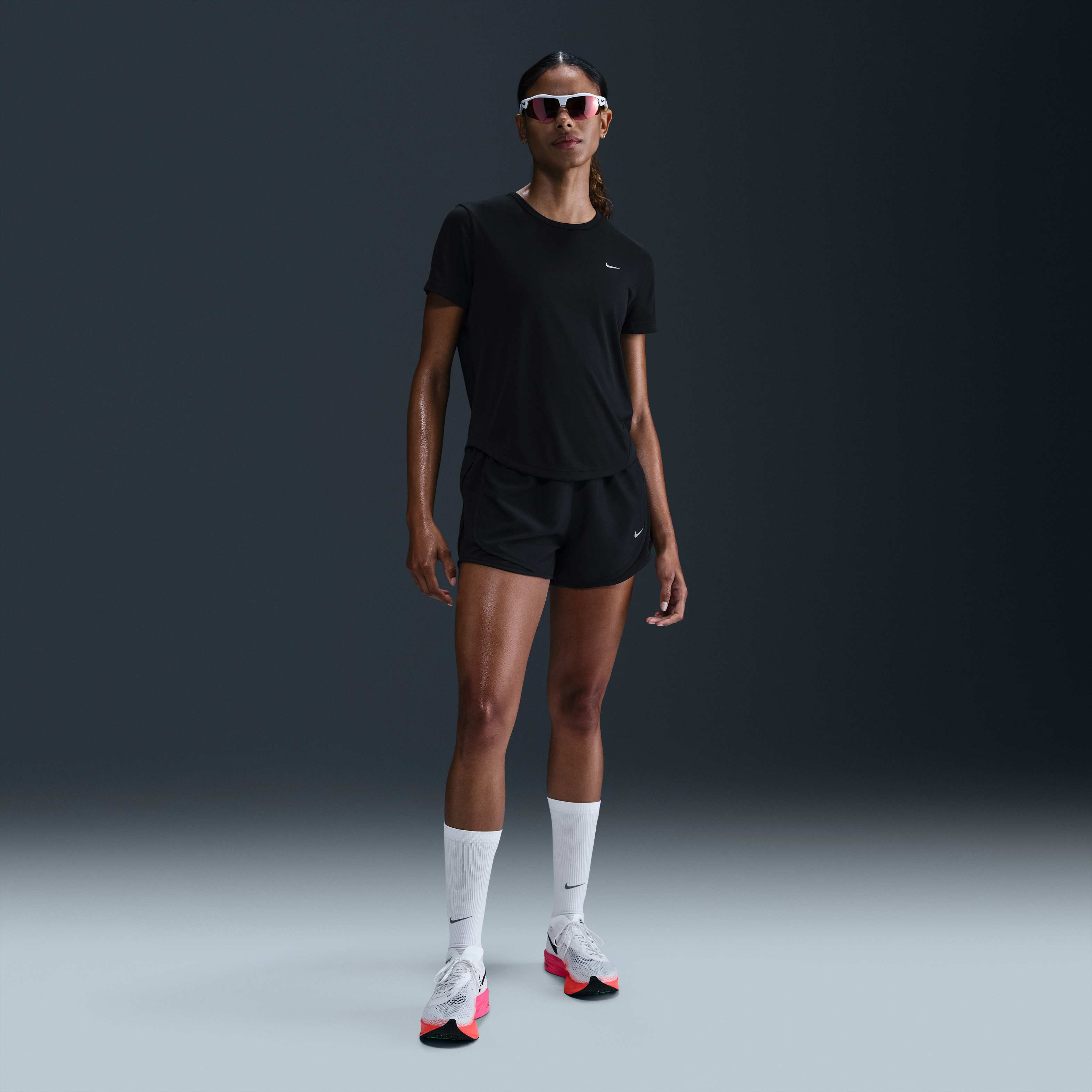 Nike Tempo image number 3