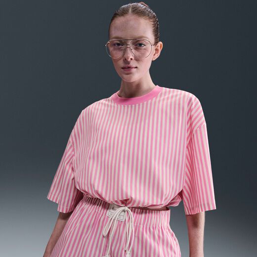 نايكي سبورتسوير تشيل بوبلين