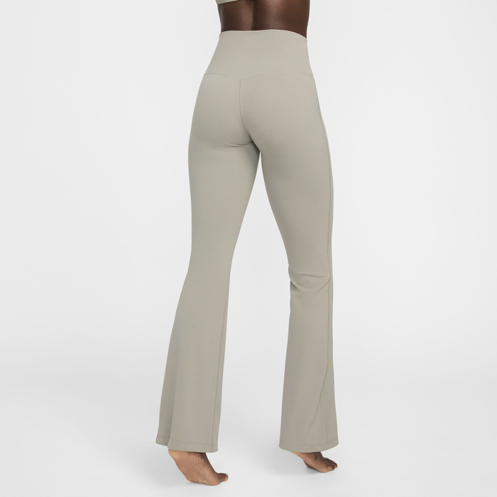 نايكي زينفي image number 1 نايكي زينفي image number 1