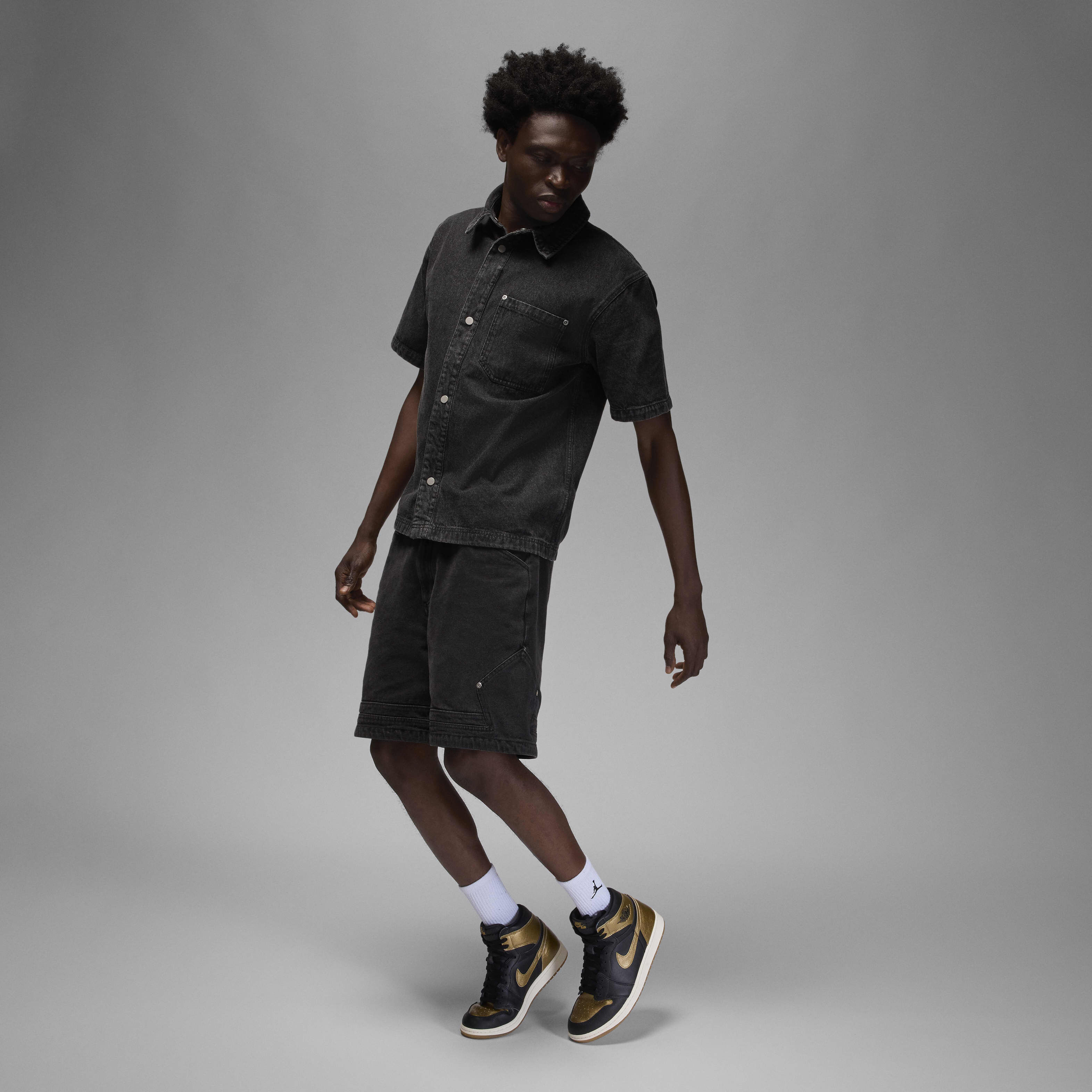 Air Jordan 1 High OG 'Royal Reimagined' image number 10