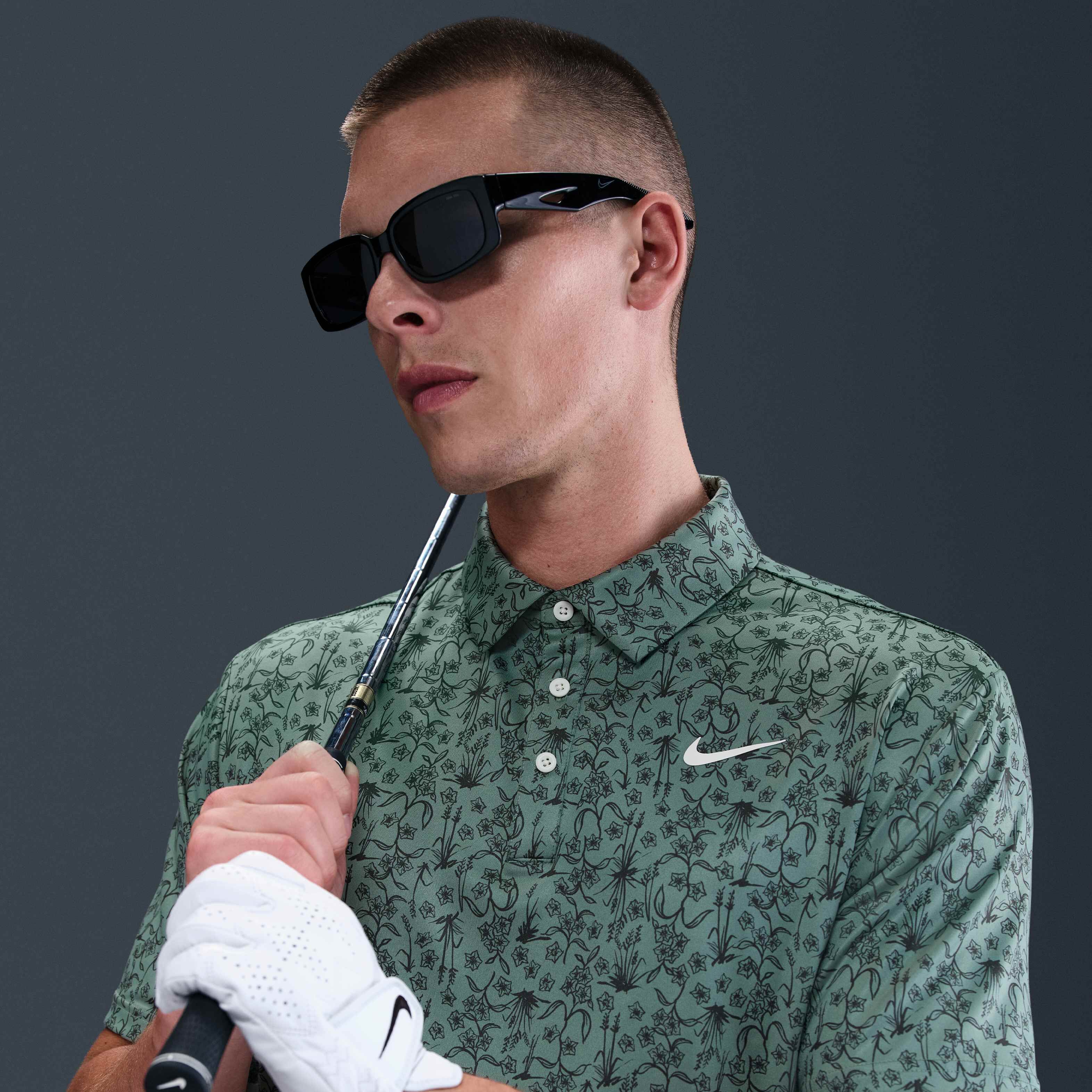 Nike Tour image number 2