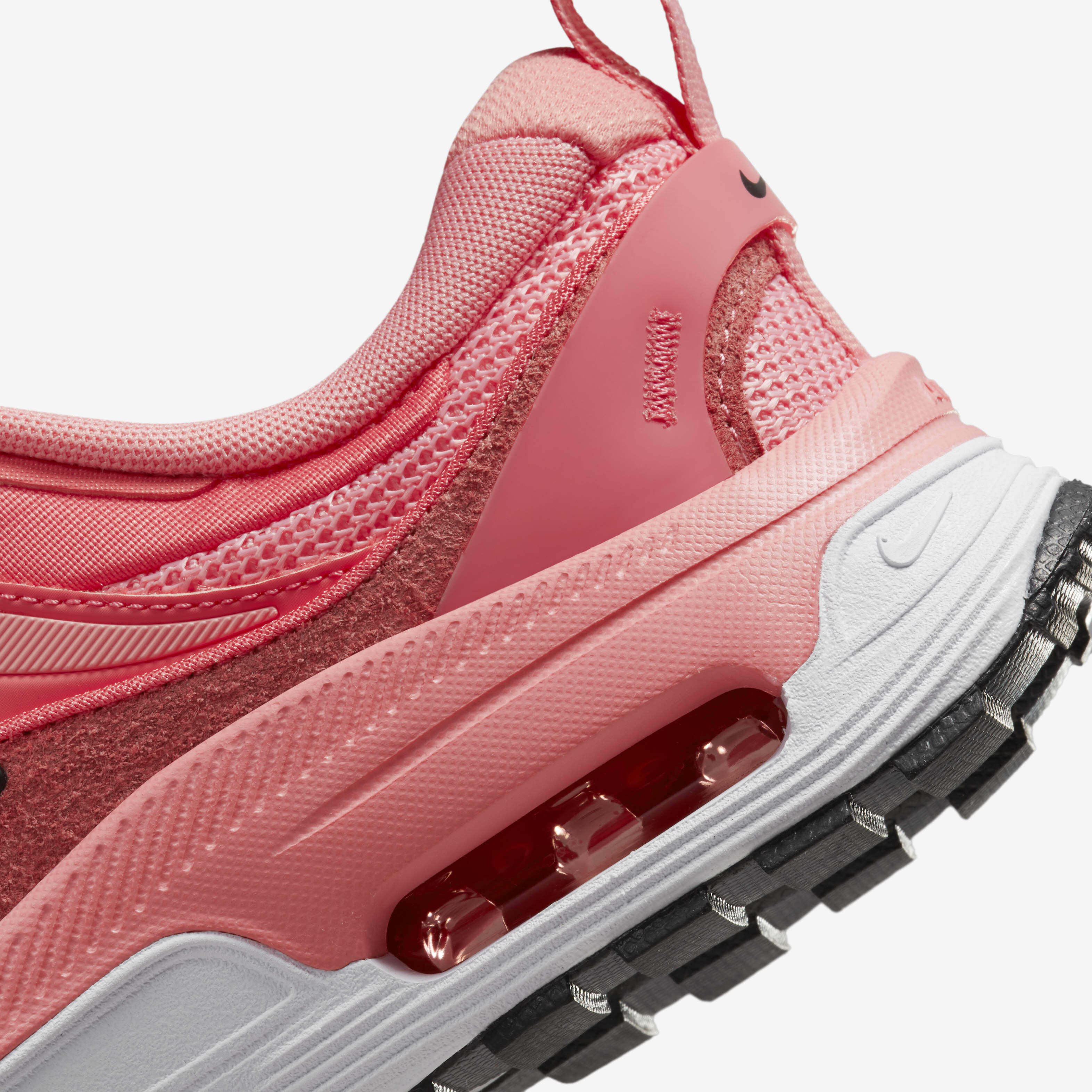 اير ماكس بليس image number 7