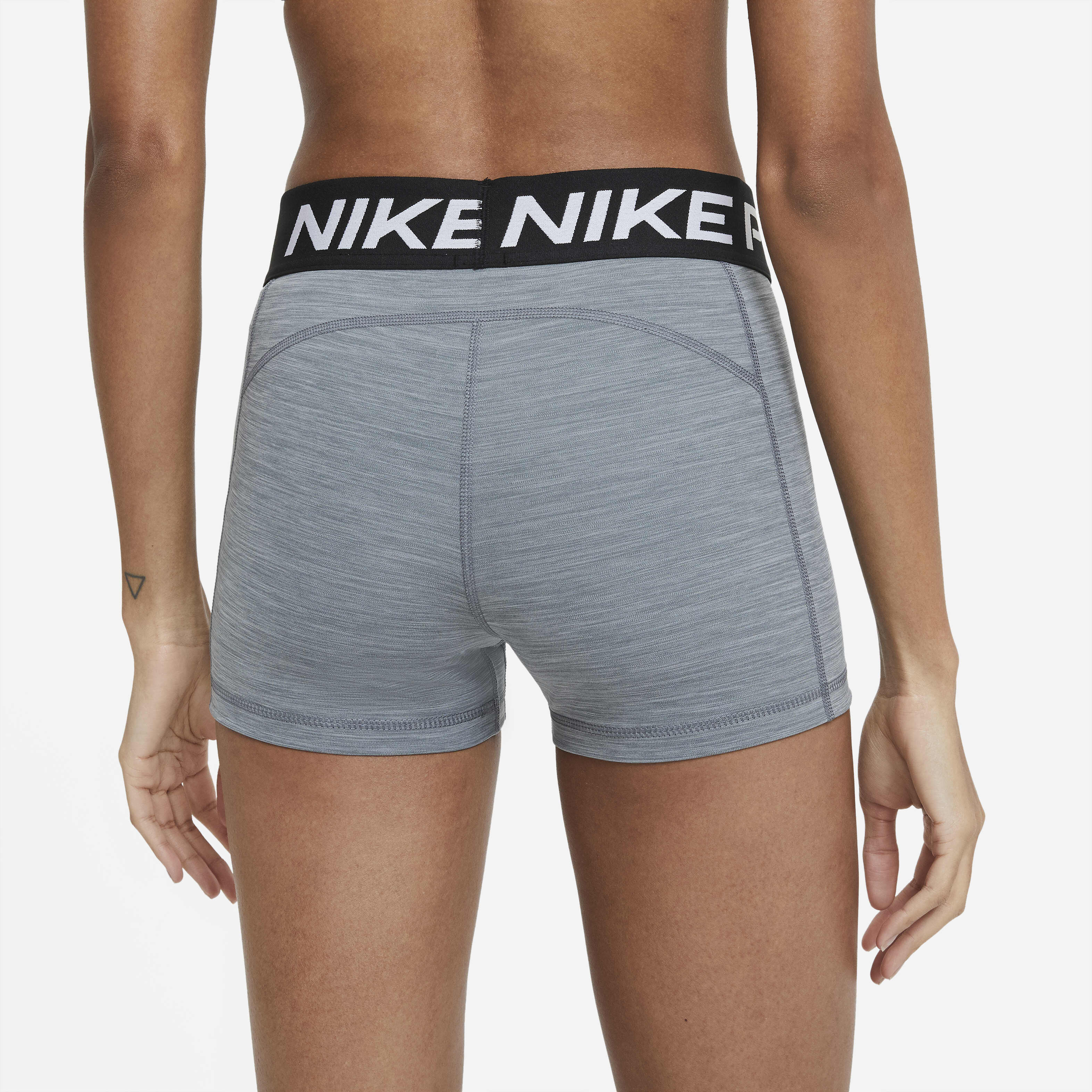 Nike Pro image number 2