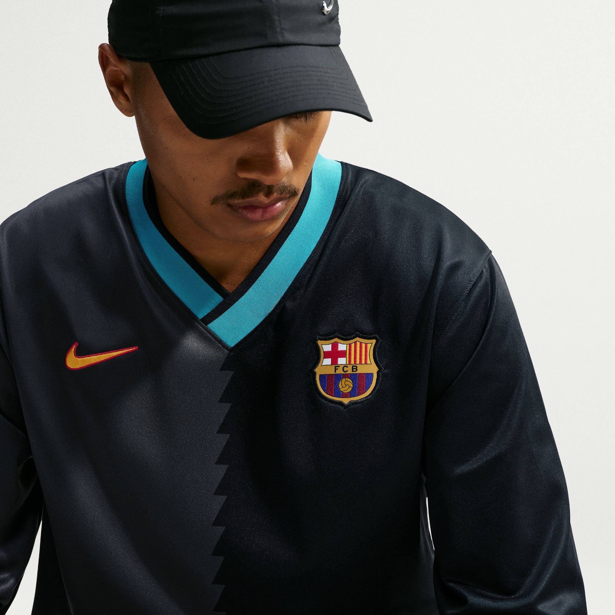 برشلونة إنرجي البديل image number 4