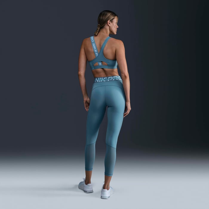 Nike Pro image number 3 Nike Pro image number 3