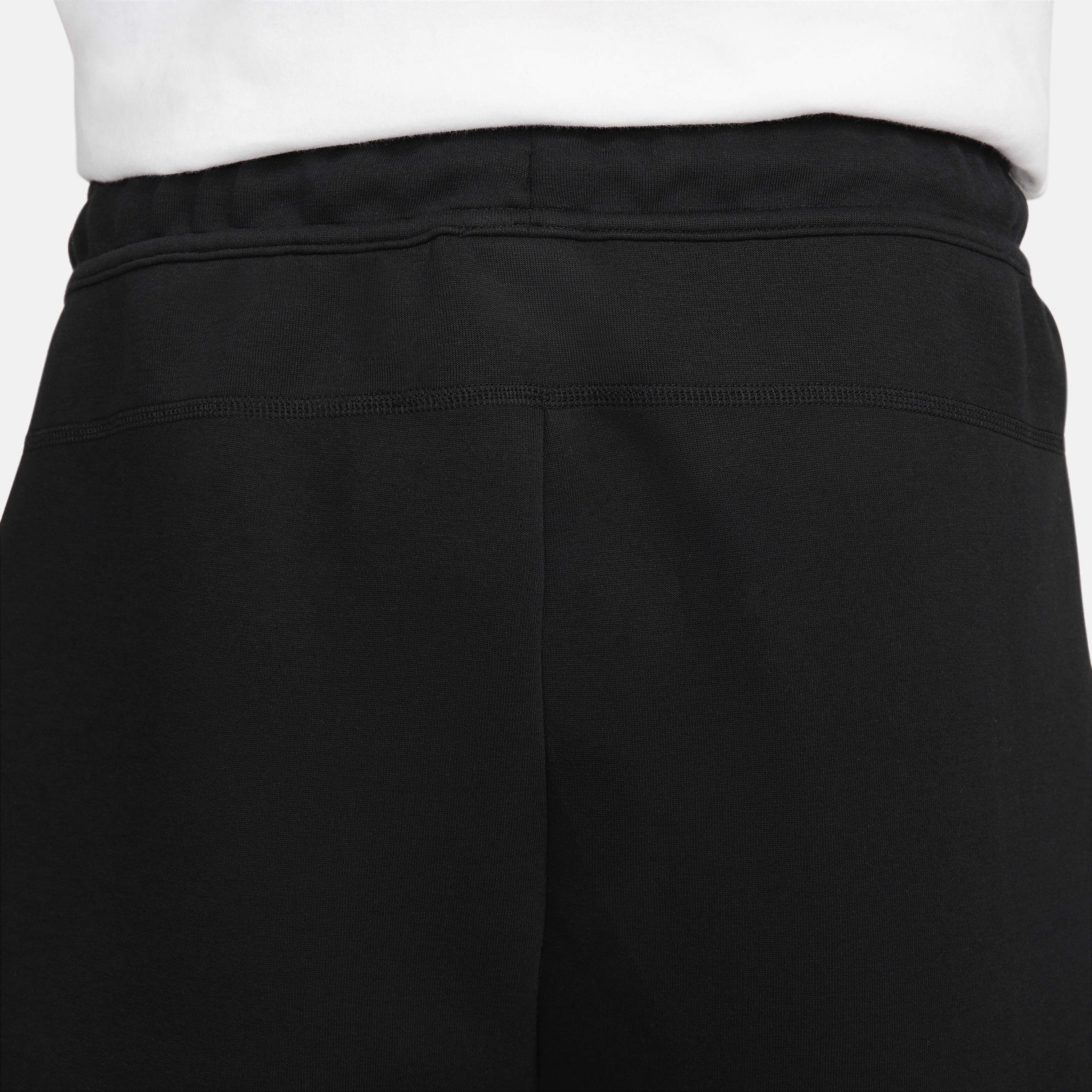 Liverpool FC Tech Fleece image number 6