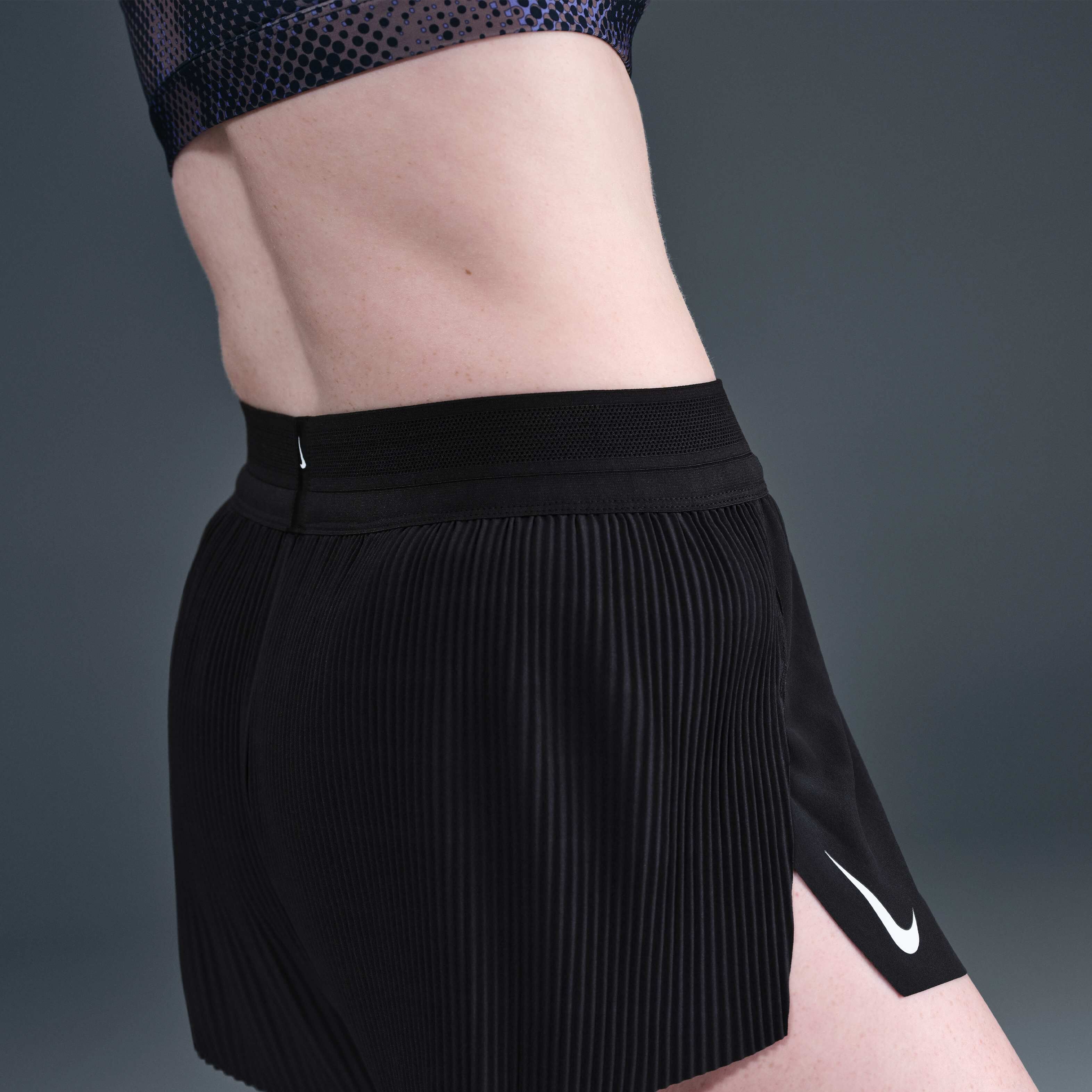 Nike AeroSwift image number 2