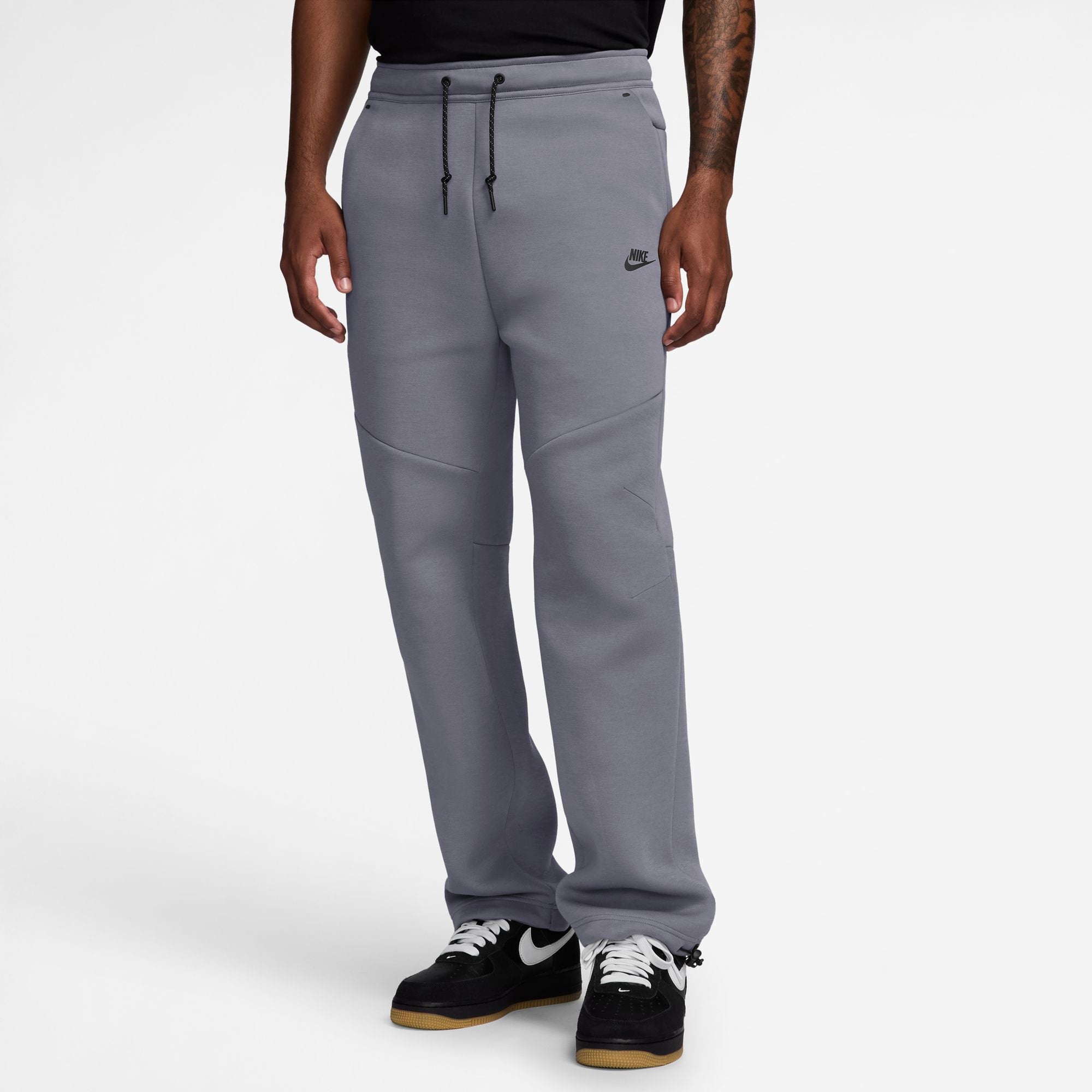 Nike Tech image number 0