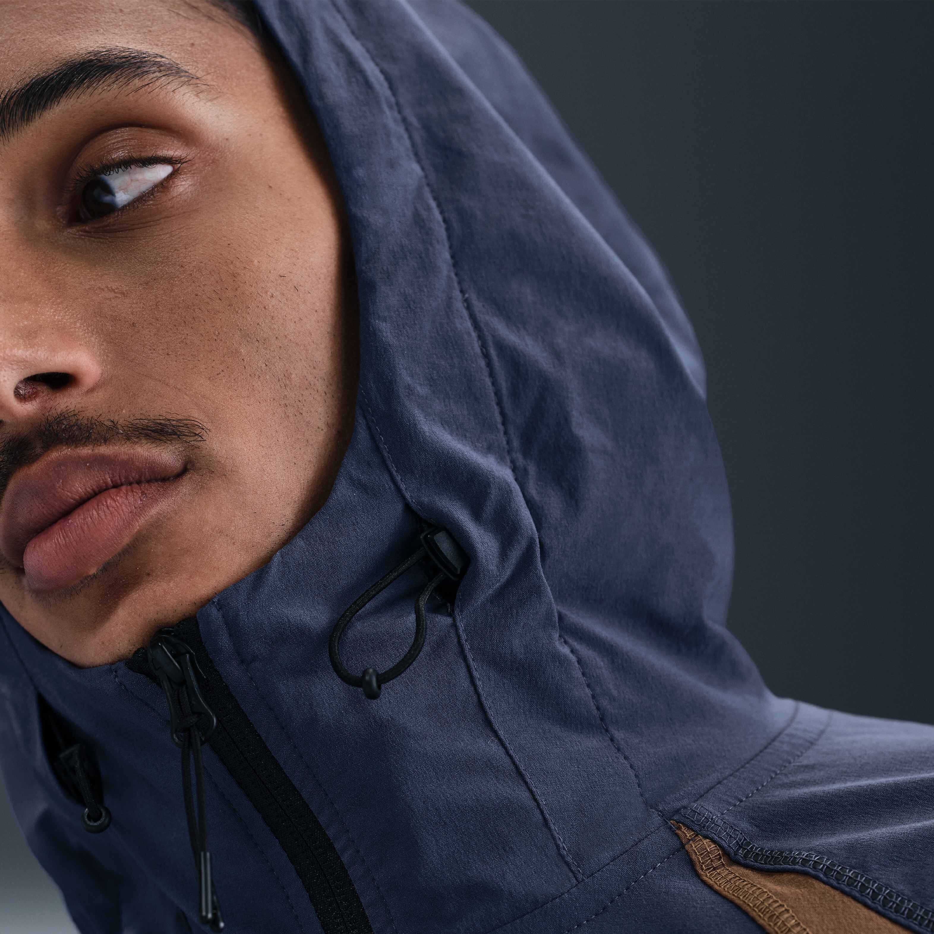 نايكي تك image number 6